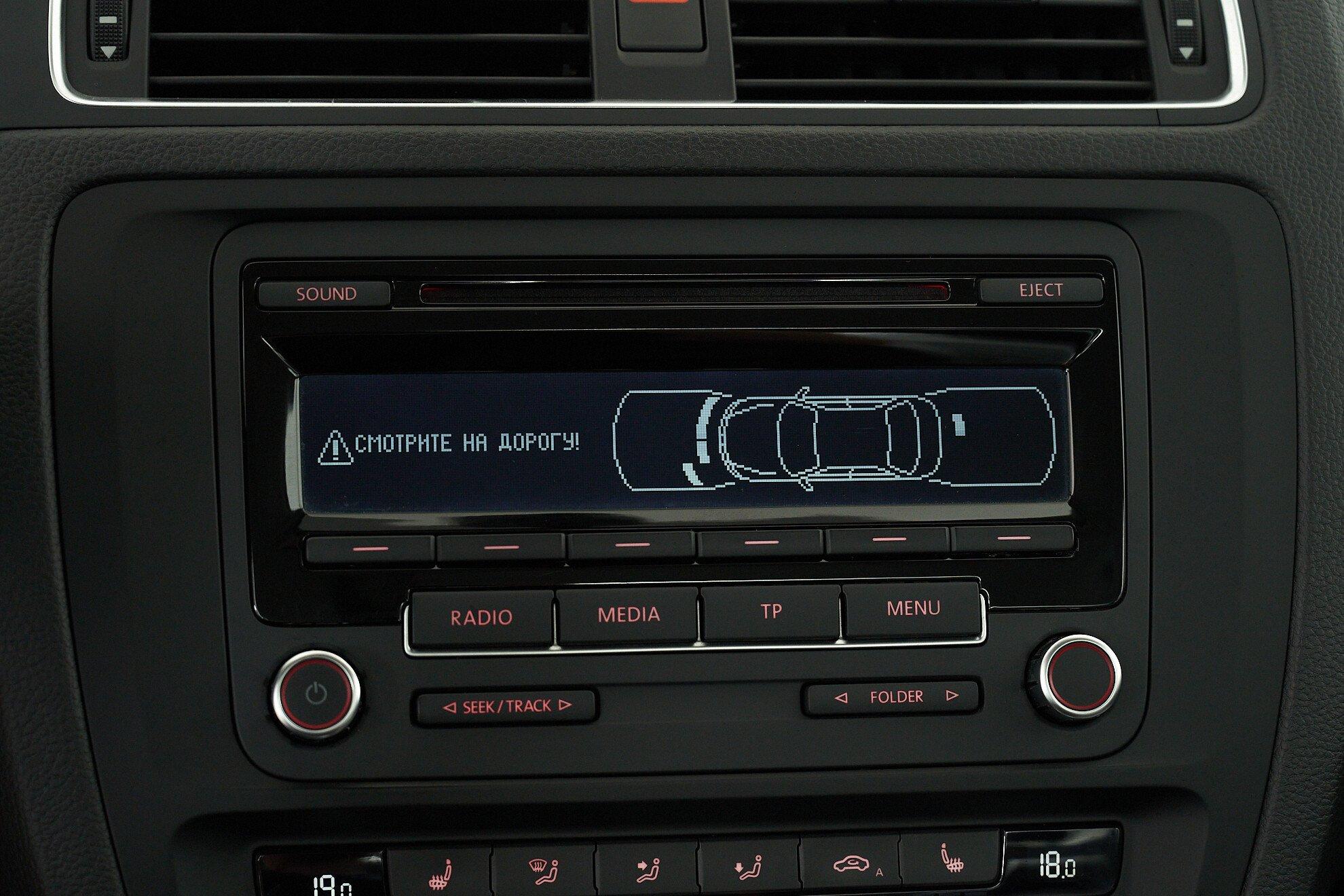 Volkswagen Jetta 2012, коричневый