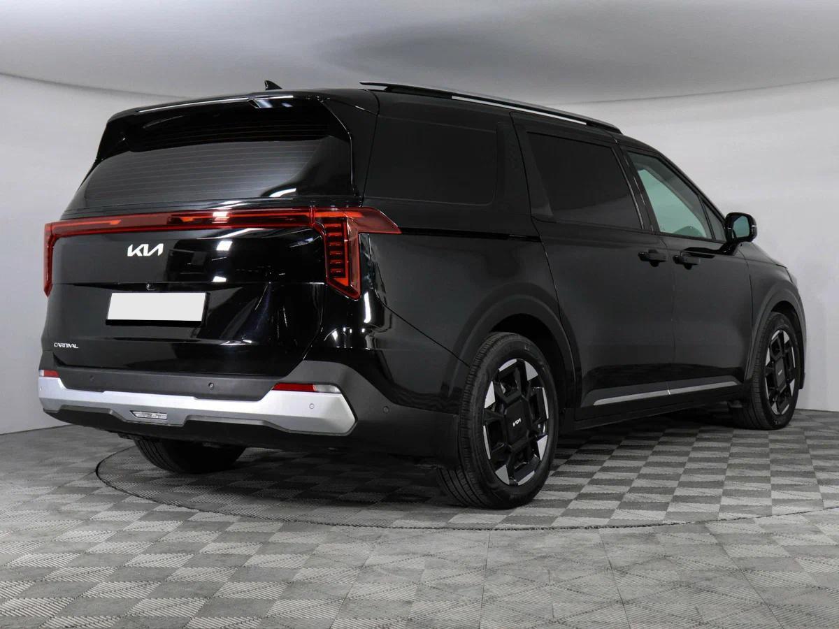 Kia Carnival 2024, черный
