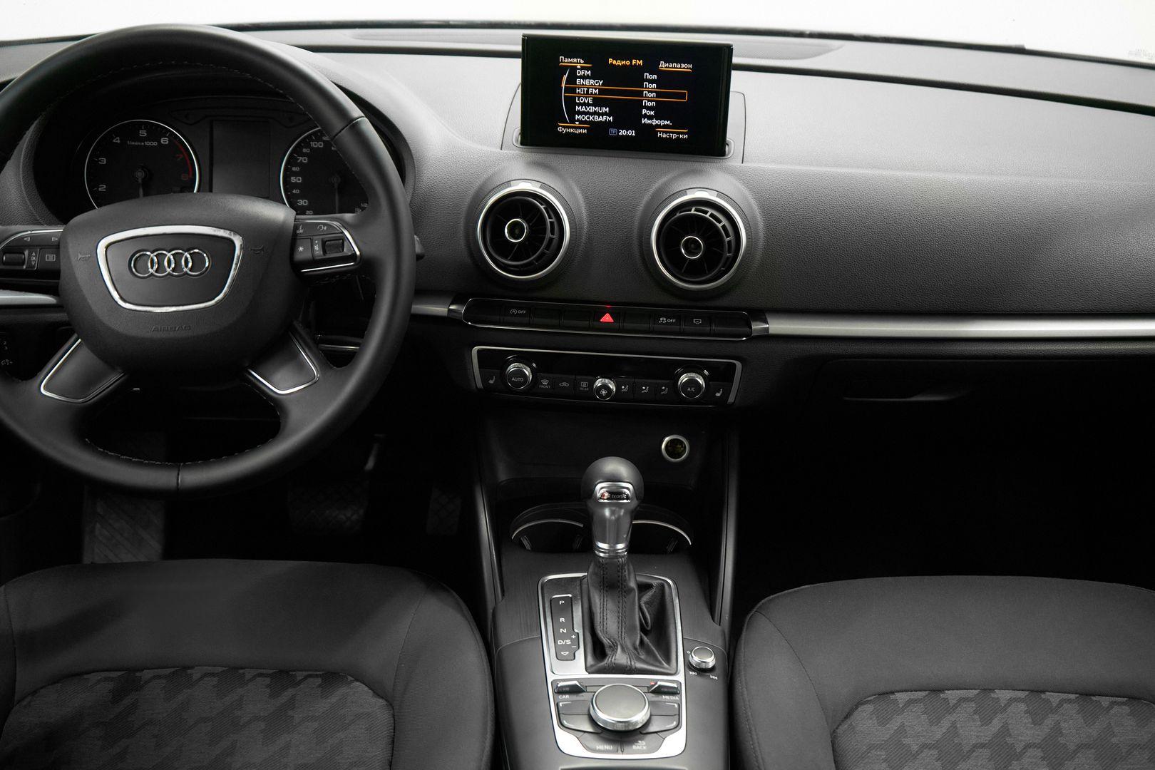 Audi A3 2013, черный