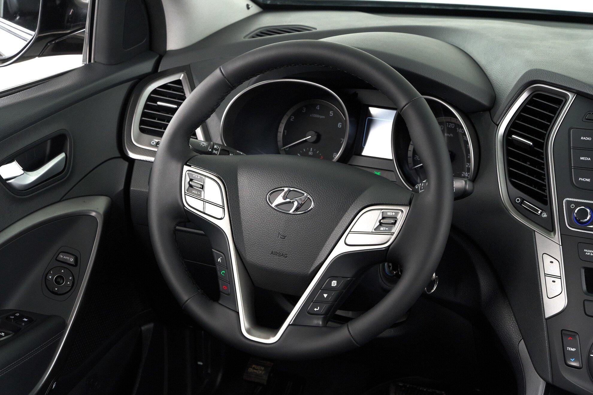 Hyundai Santa Fe 2015, коричневый