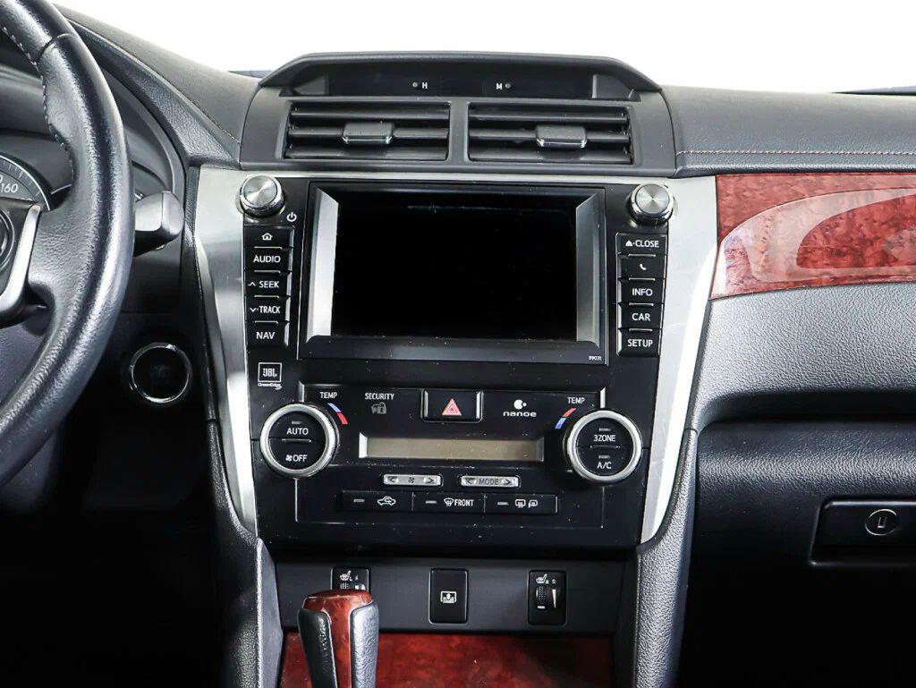 Toyota Camry 2014, черный