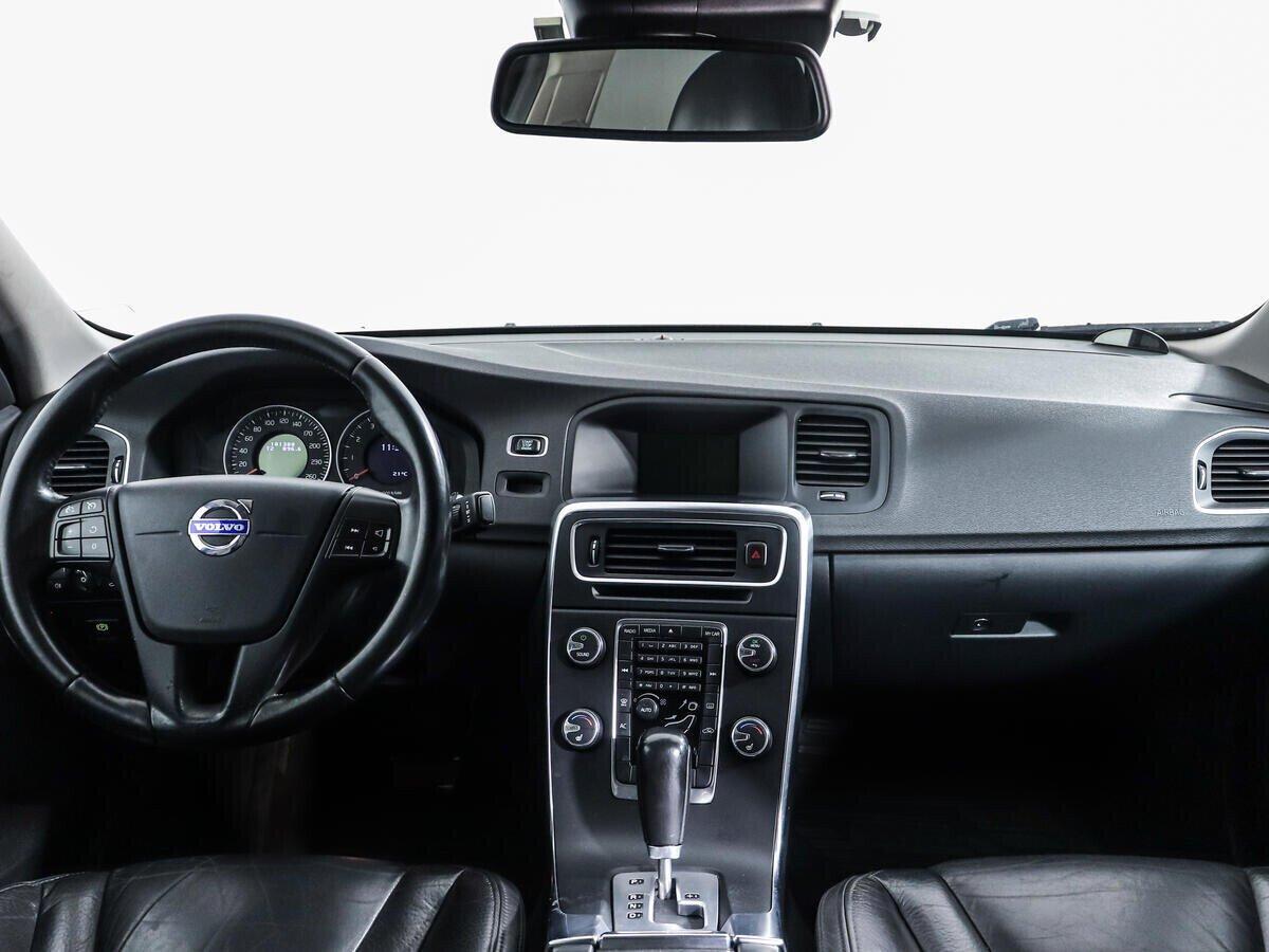 Volvo S60 2011, черный