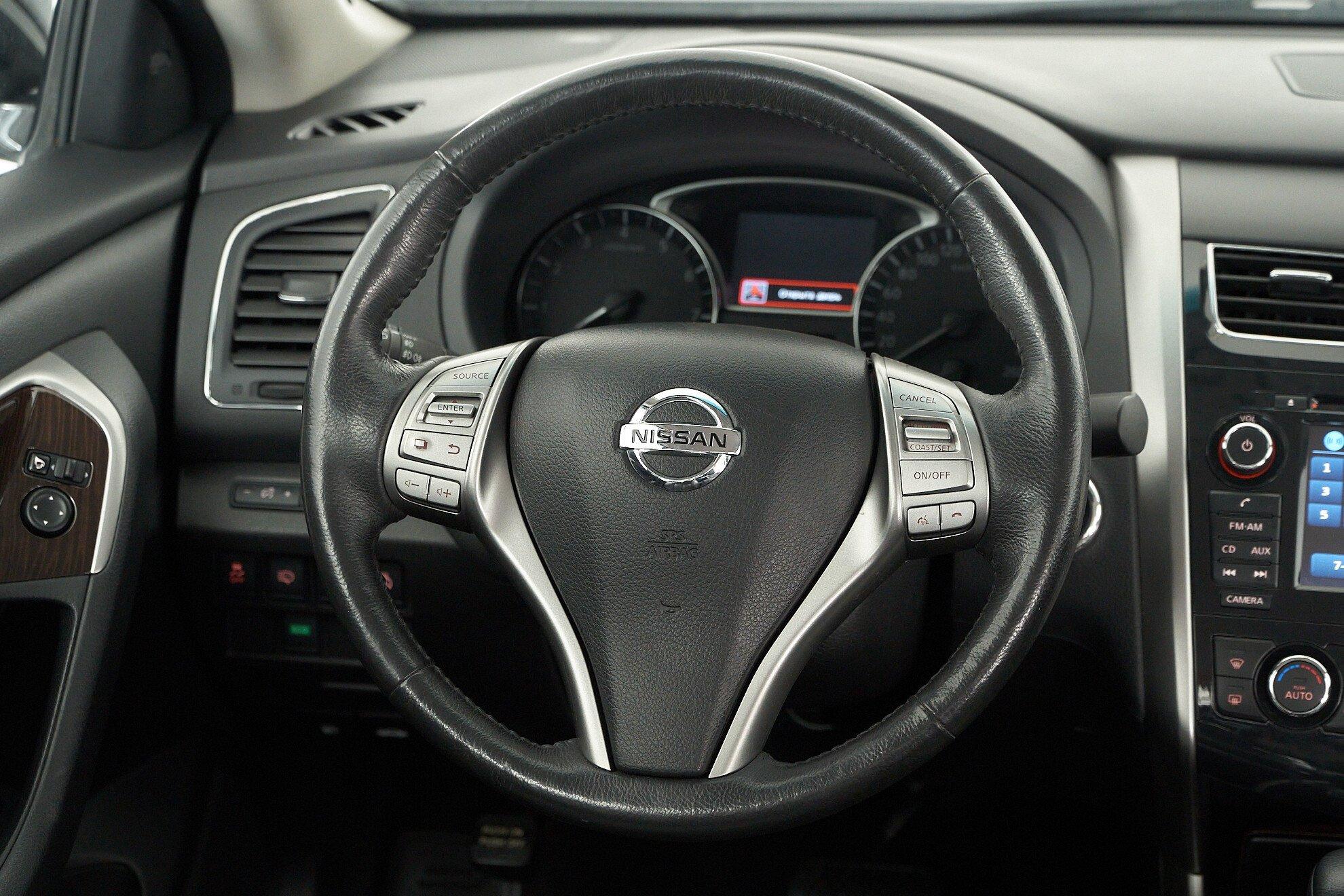 Nissan Teana 2014, белый