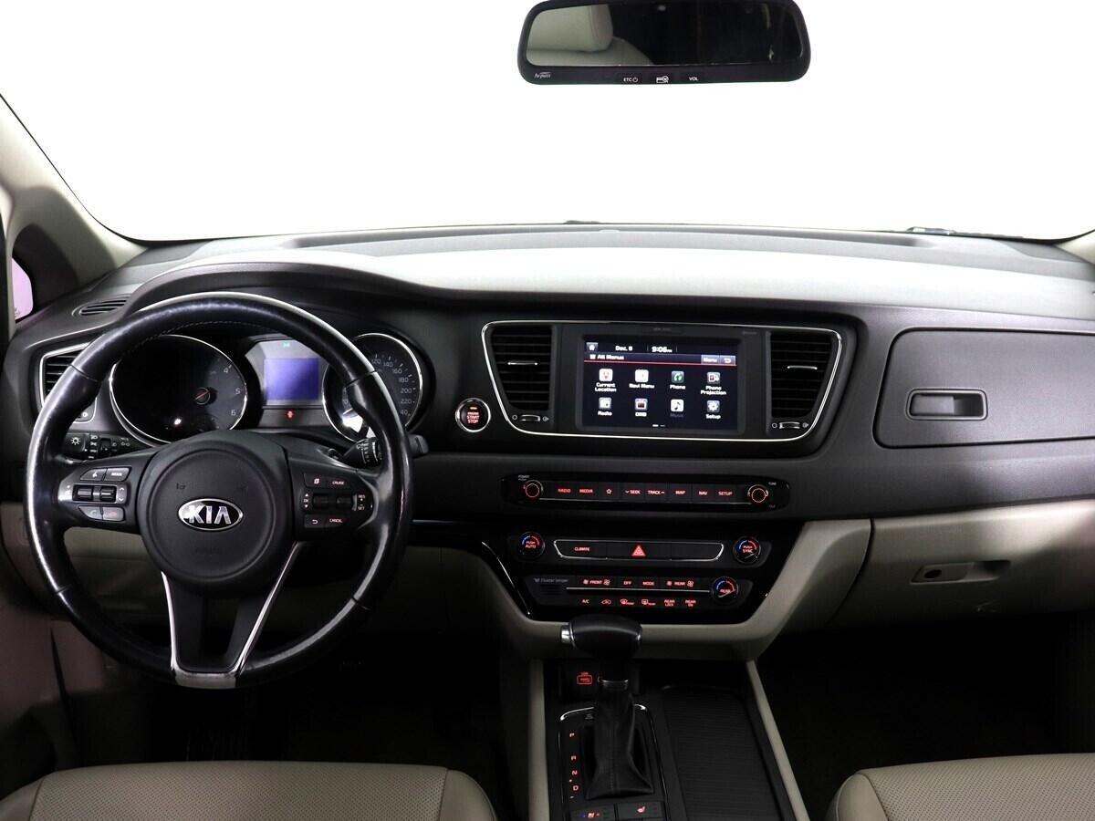 Kia Carnival 2017, серый