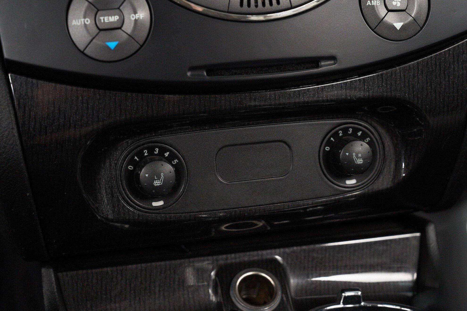 SsangYong Rexton 2010, серебряный