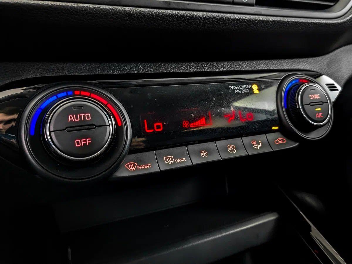 Kia Cerato 2023, черный