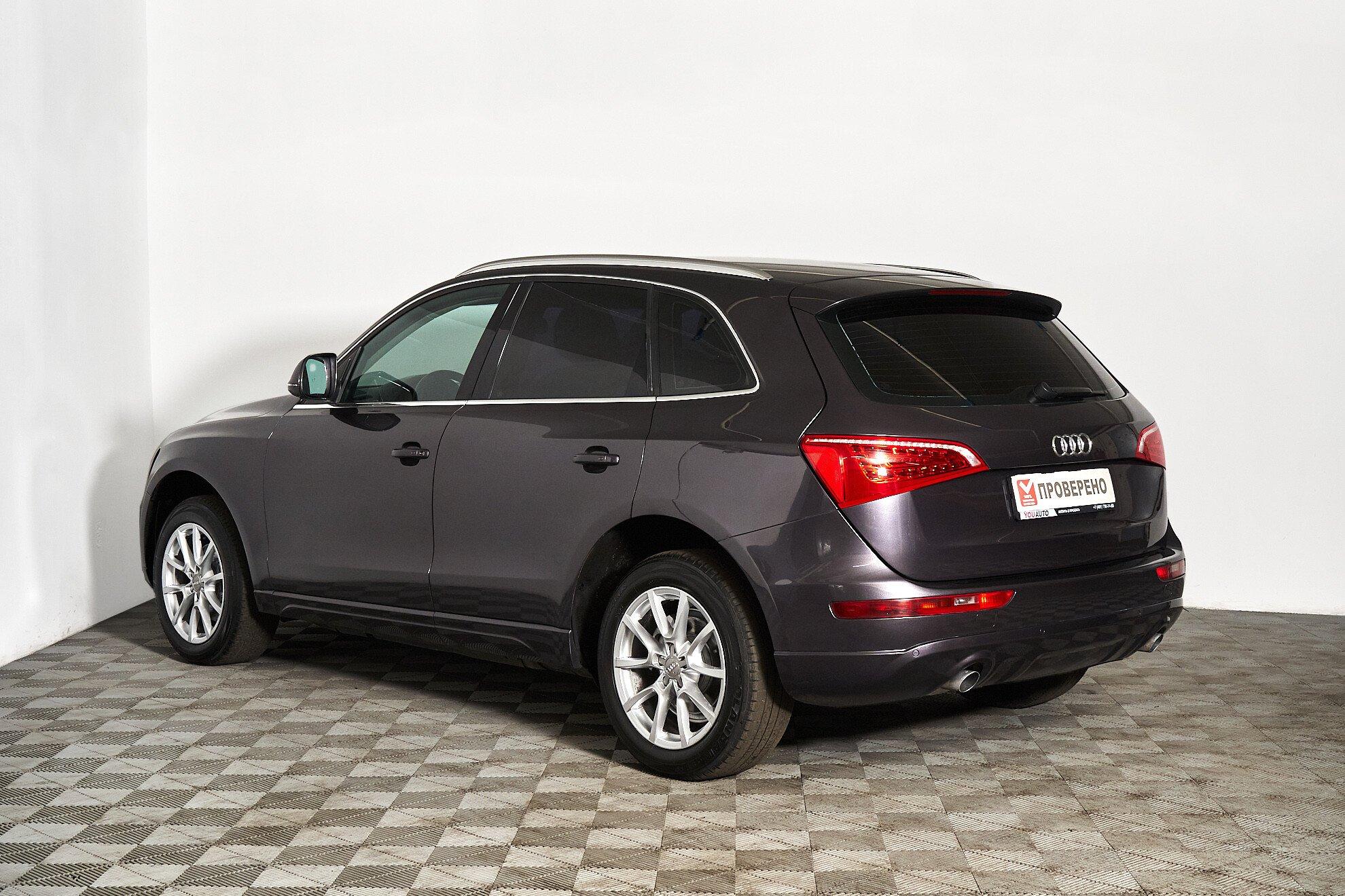 Audi Q5 2008, серый