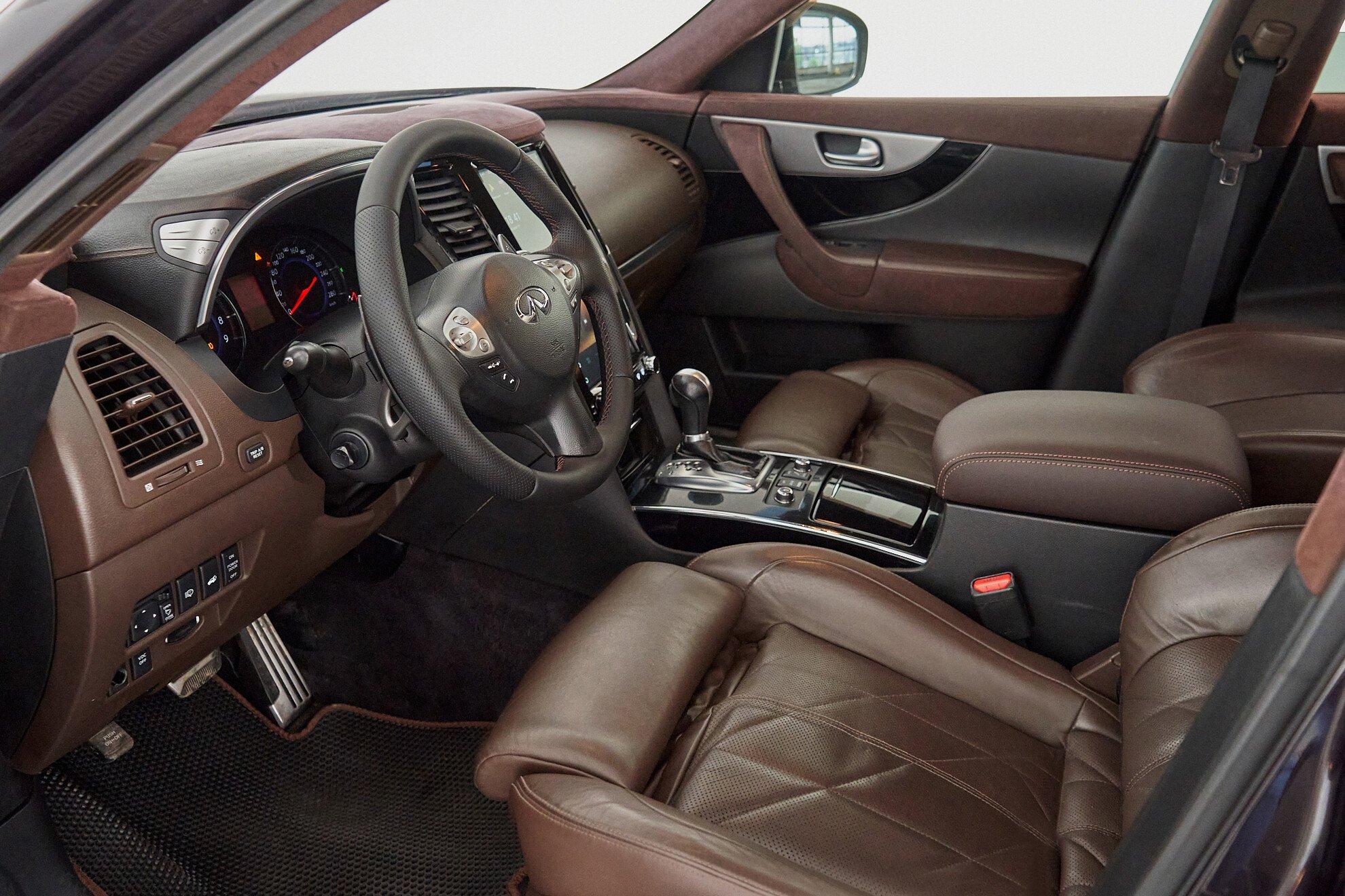 Infiniti FX 2011, коричневый
