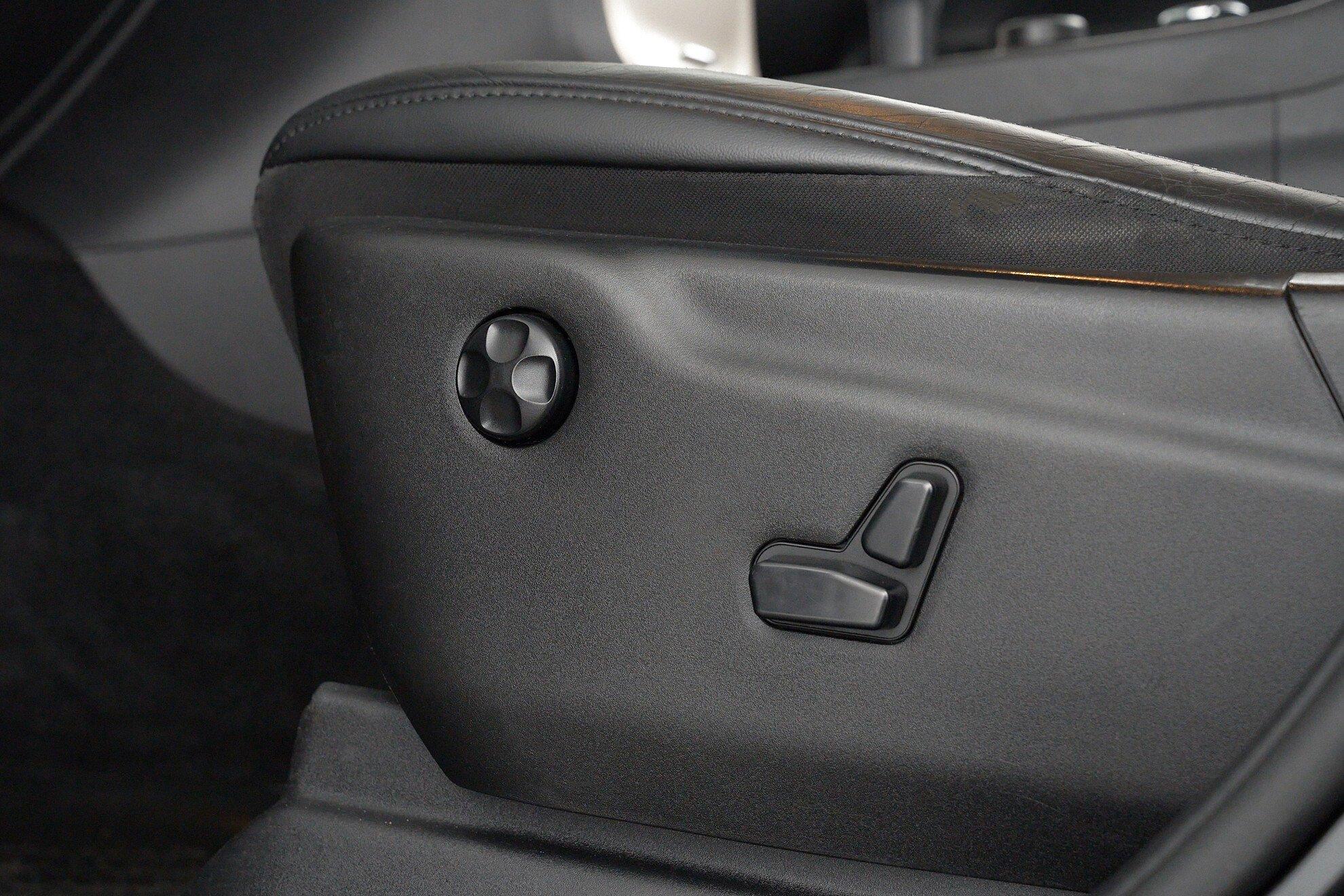 Jeep Grand Cherokee 2013, черный