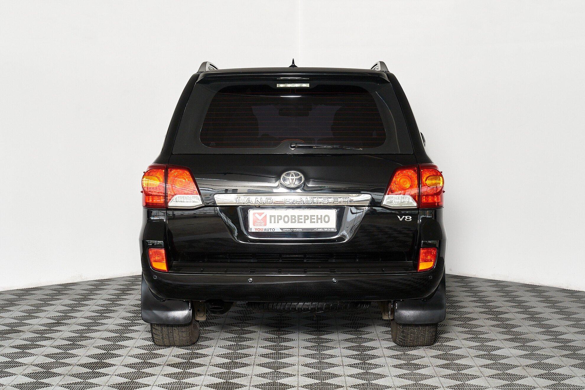 Toyota Land Cruiser 2014, черный