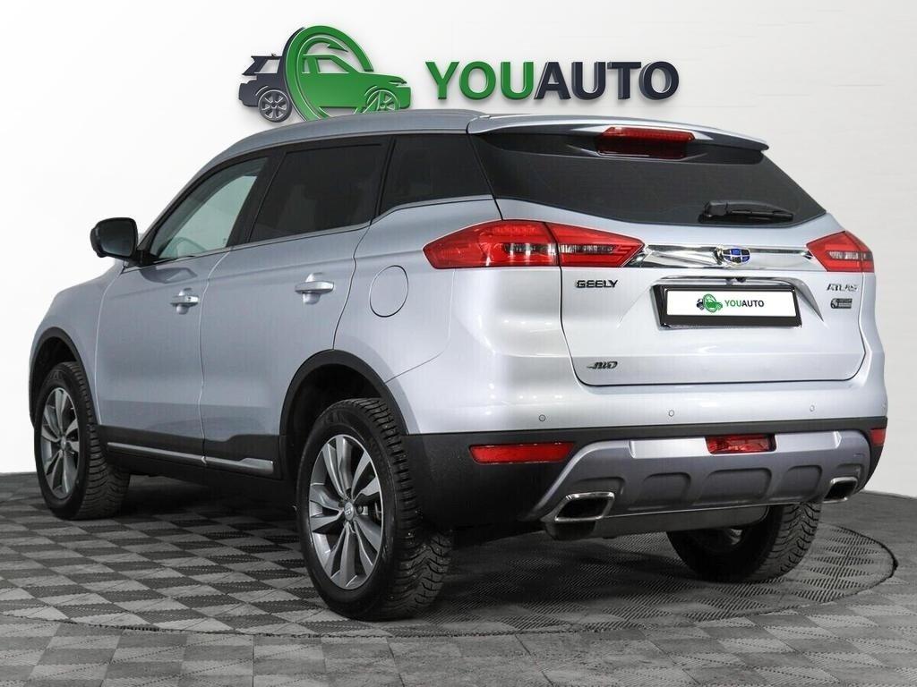 Geely Atlas 2019, серебряный