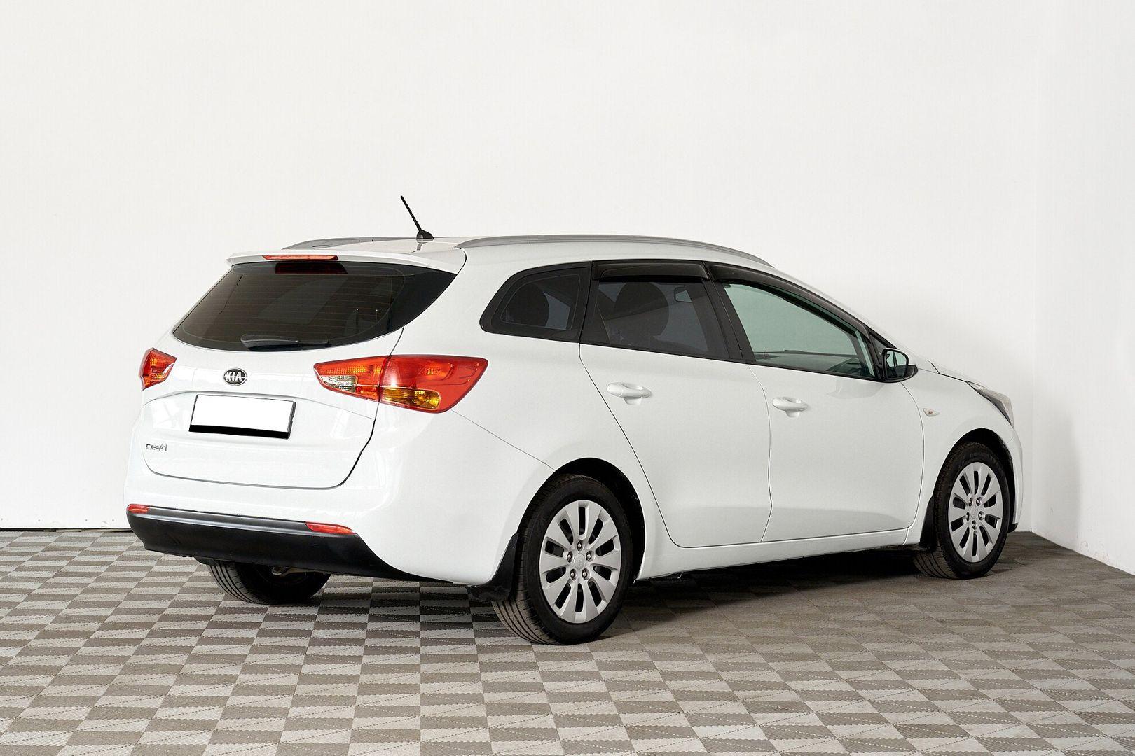 Kia Ceed 2015, белый