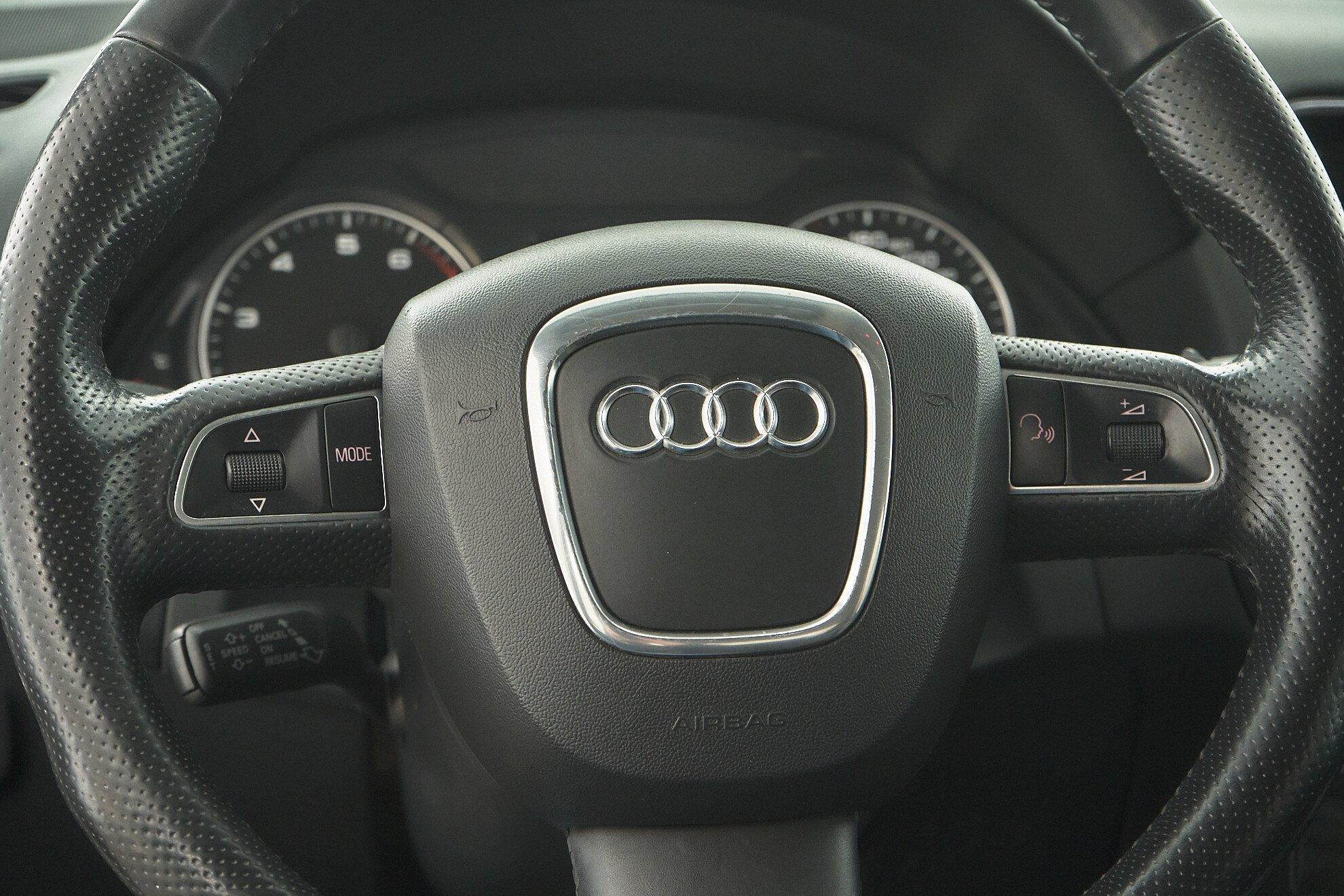 Audi Q5 2012, белый