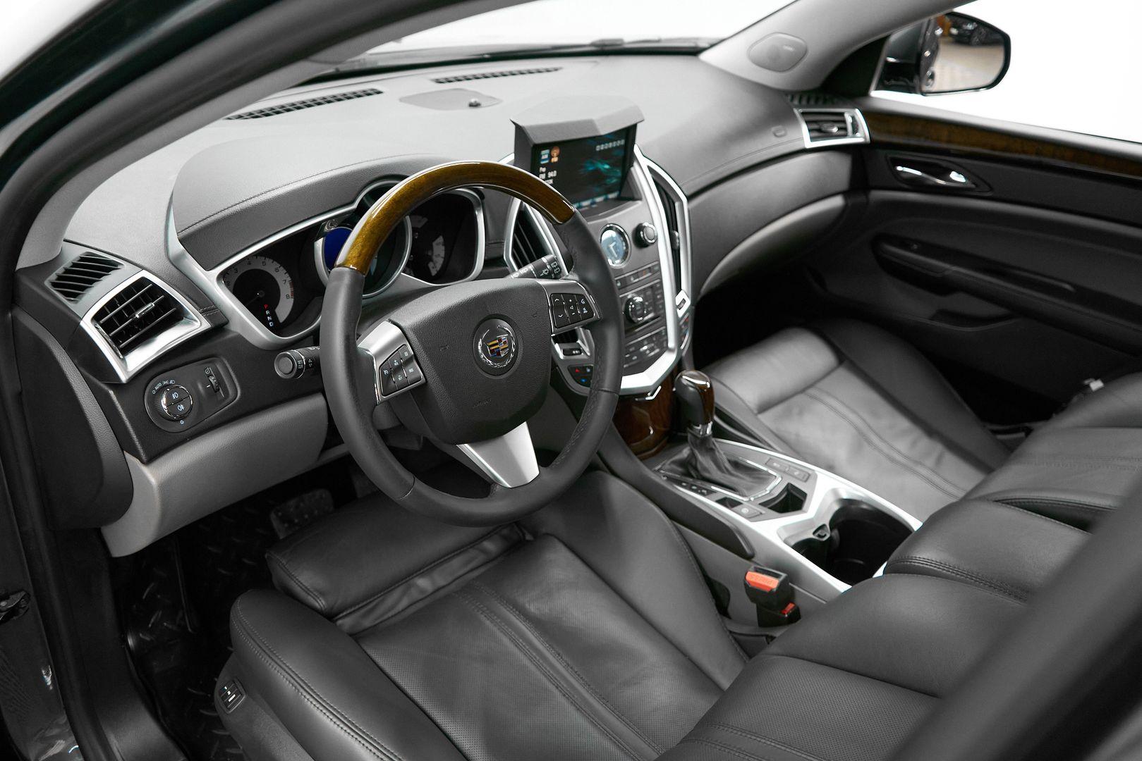 Cadillac SRX 2010, серый