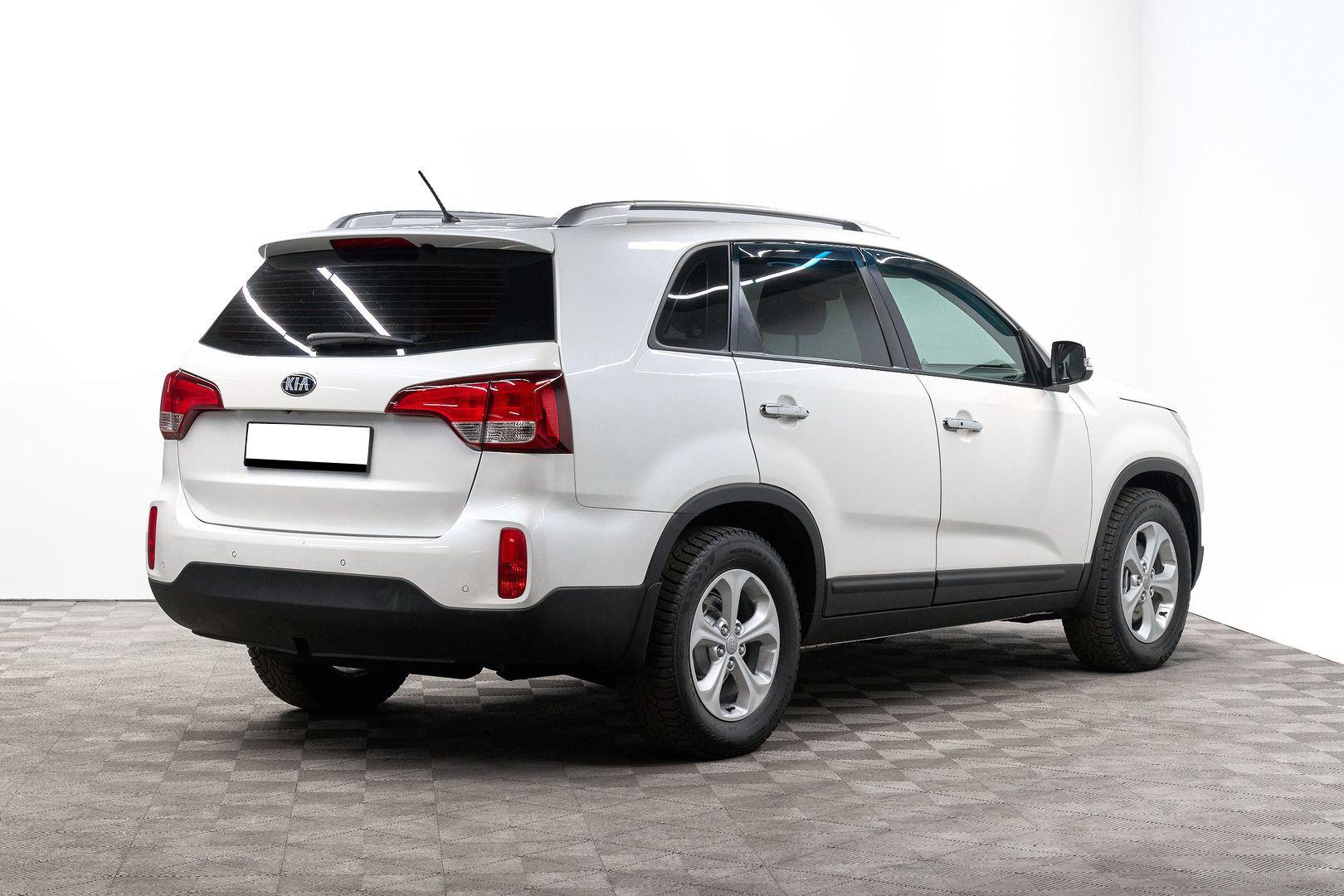 Kia Sorento 2013, белый