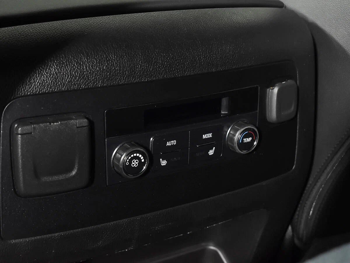Chevrolet Tahoe 2020, белый