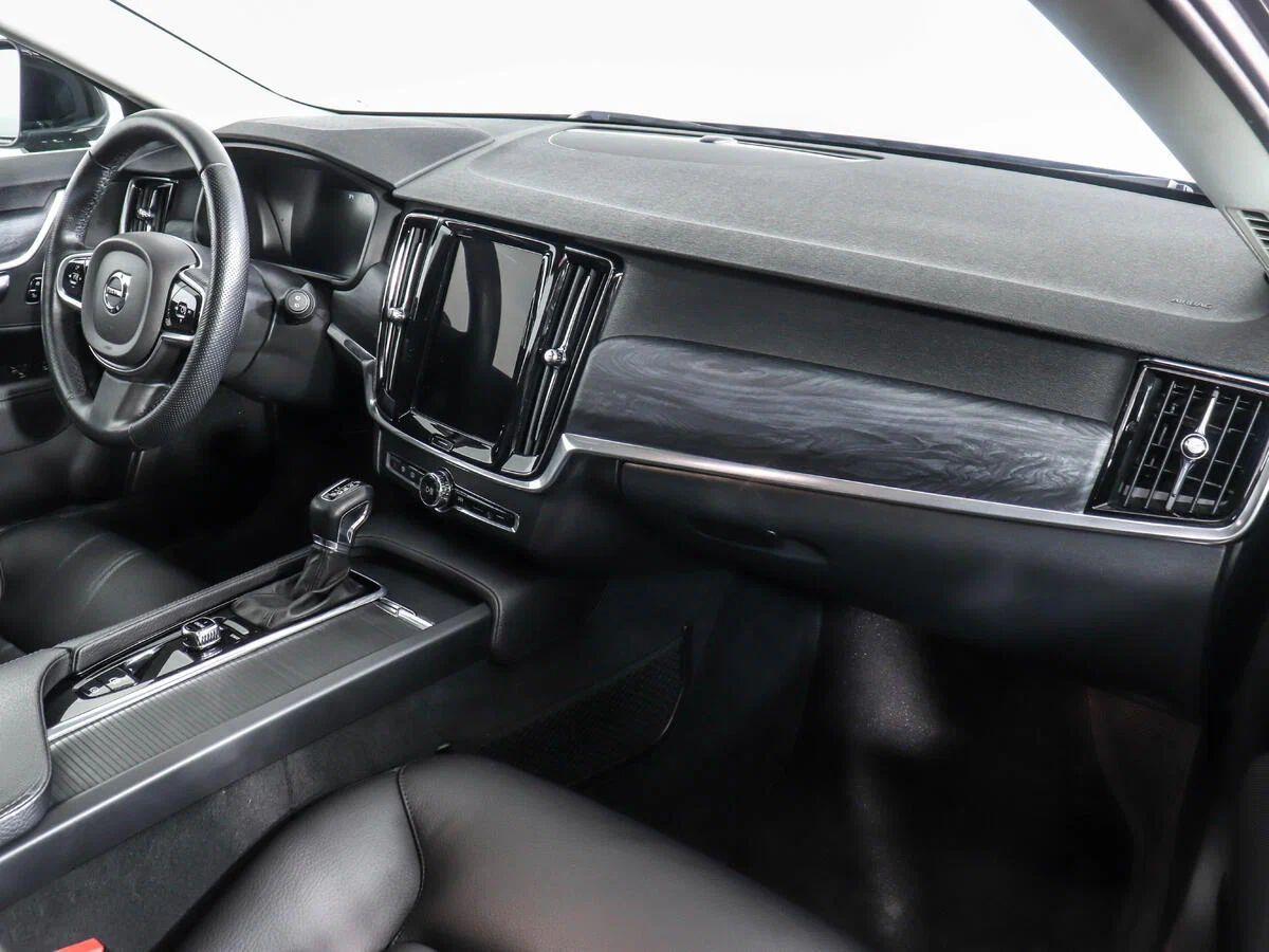 Volvo V90 2019, черный