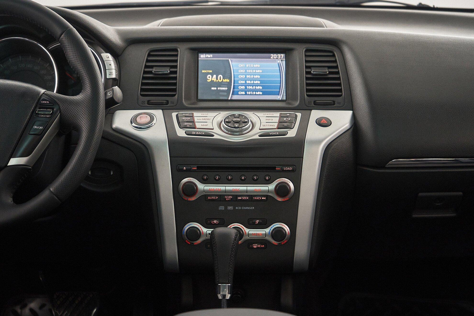 Nissan Murano 2011, черный