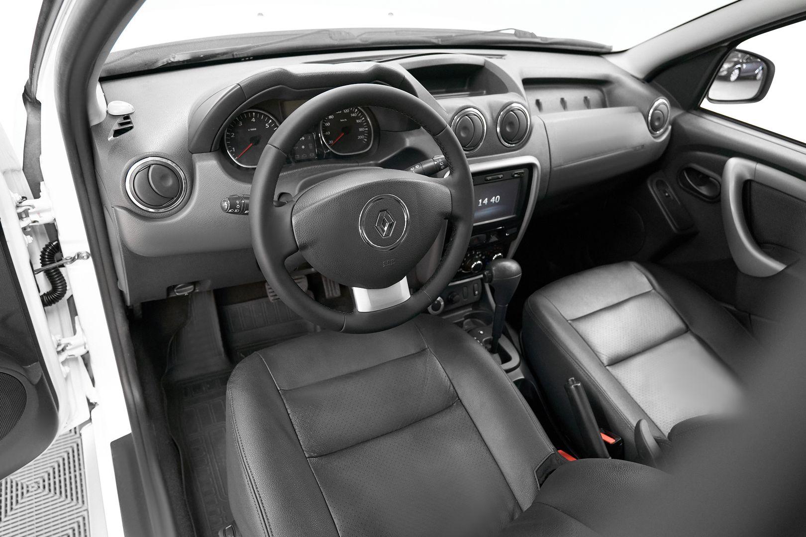 Renault Duster 2014, белый