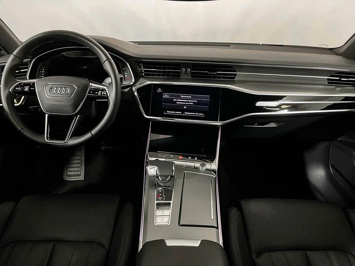Audi A7 2020, зеленый