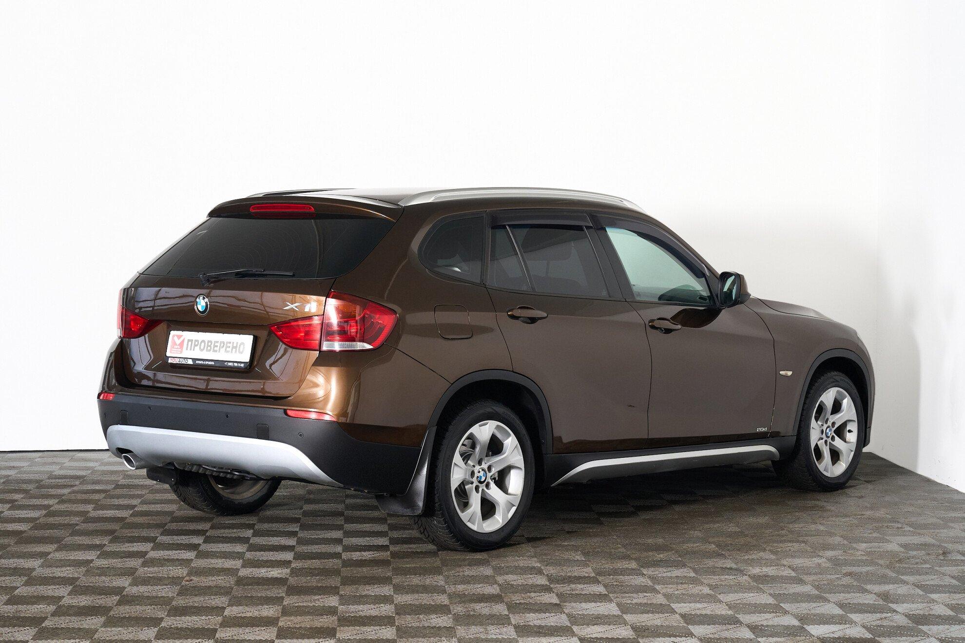 BMW X1 2012, коричневый