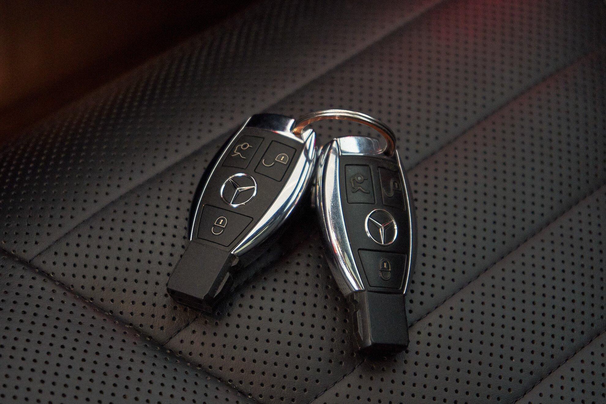 Mercedes-Benz S-Класс 2016, черный