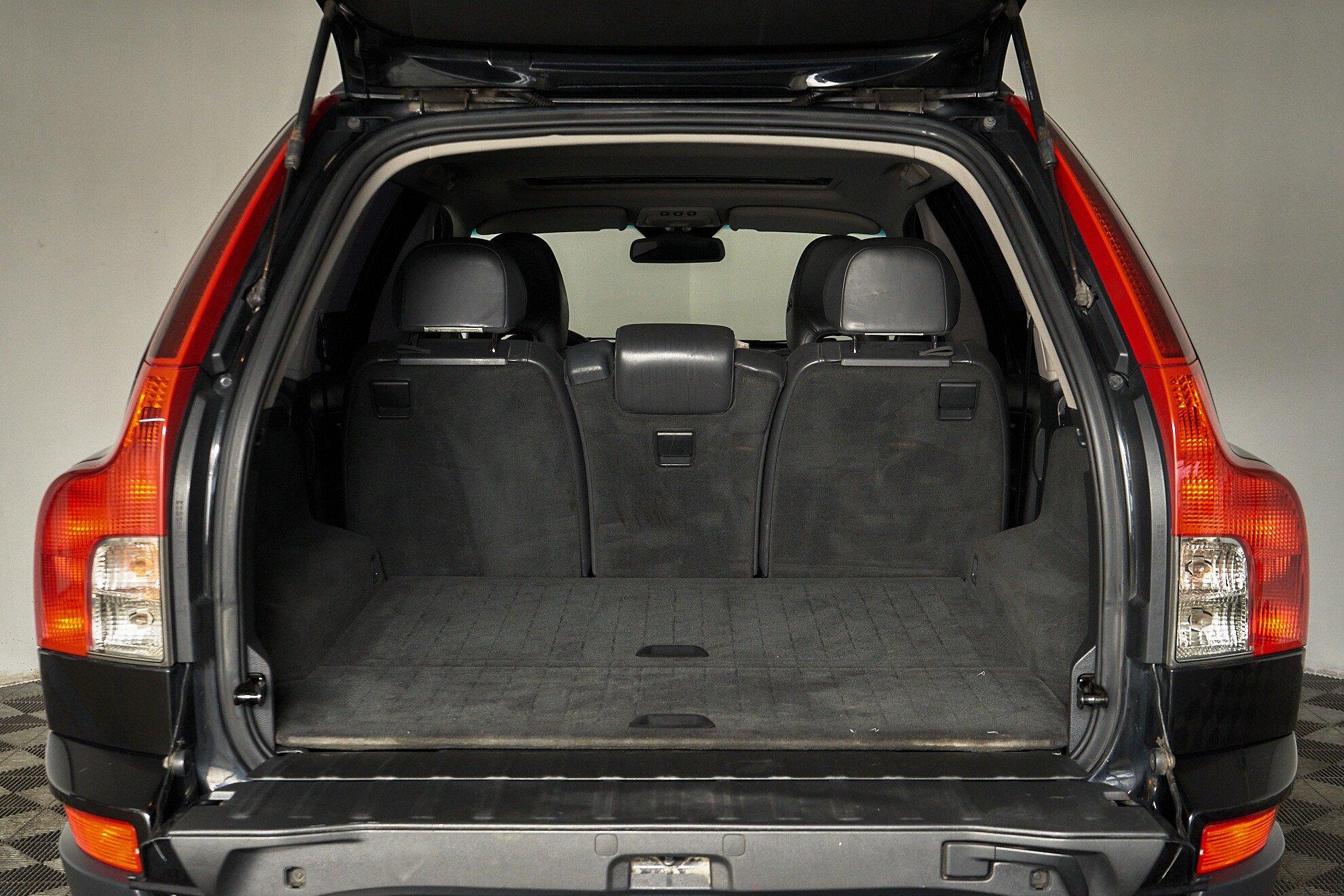 Volvo XC90 2011, черный