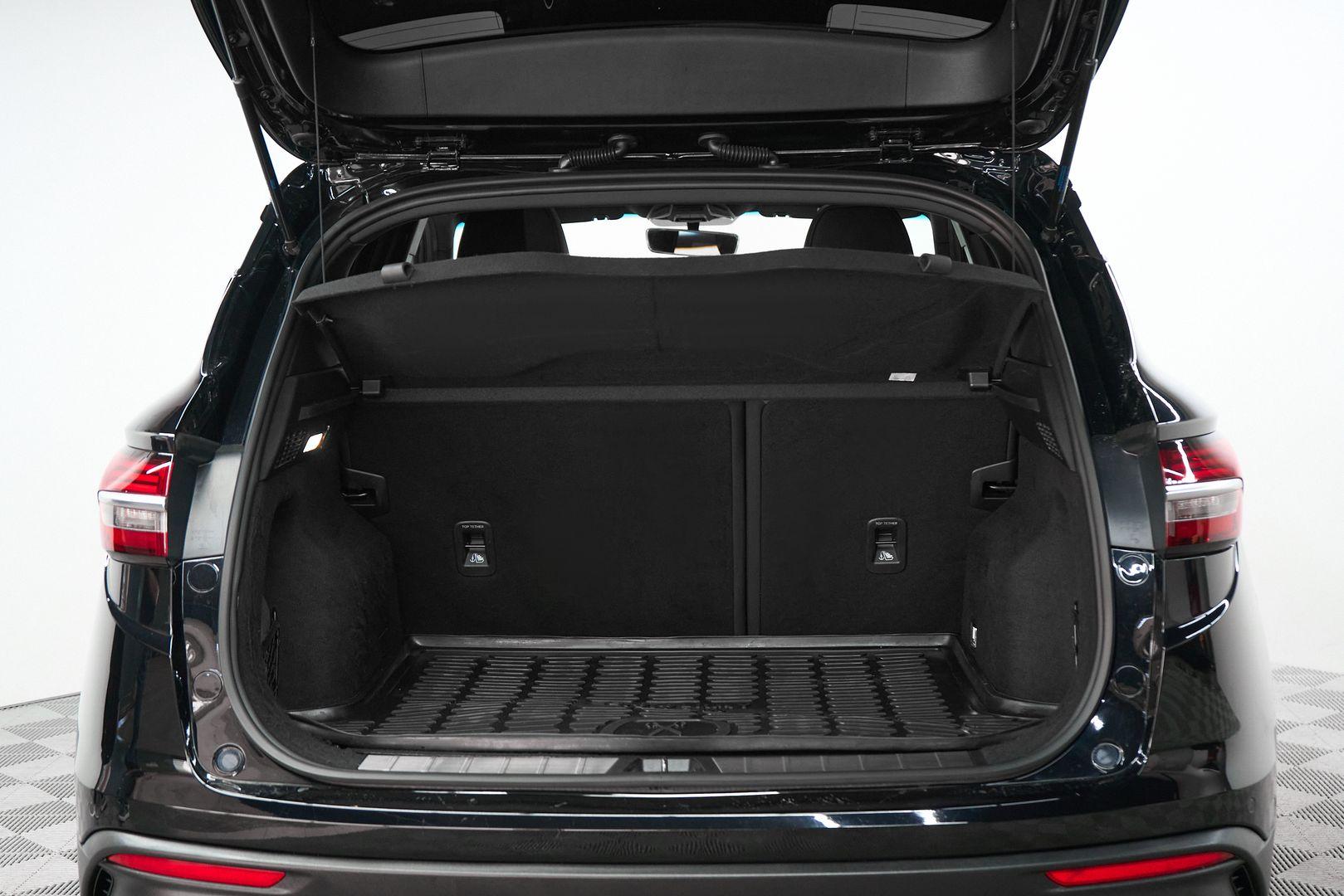 Geely Coolray 2021, черный