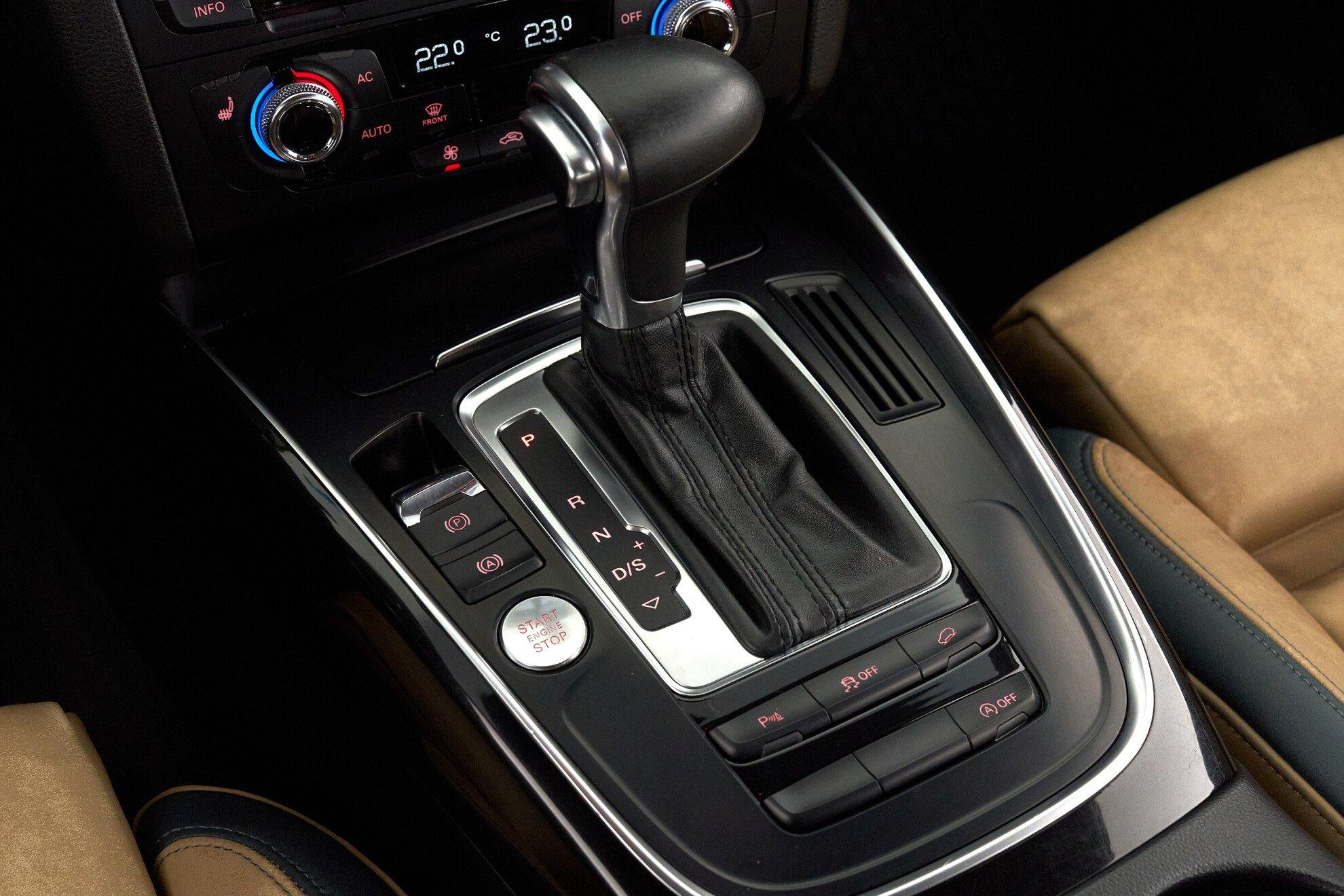 Audi Q5 2014, черный