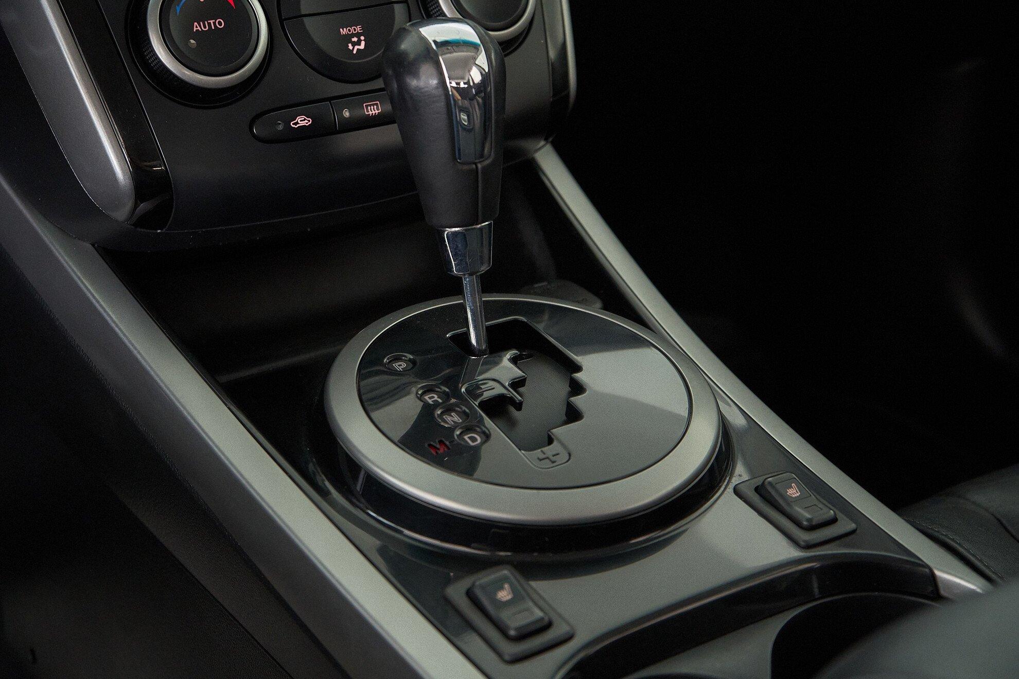 Mazda CX-7 2011, черный