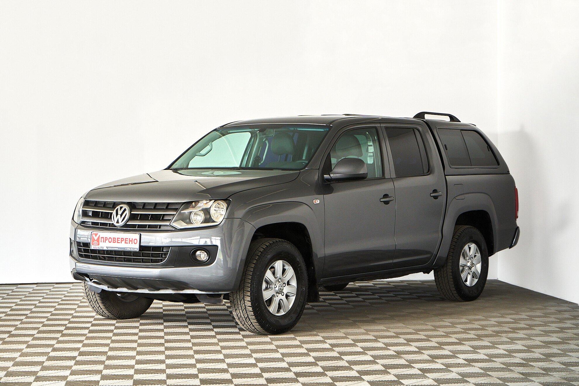 Volkswagen Amarok 2011, серый