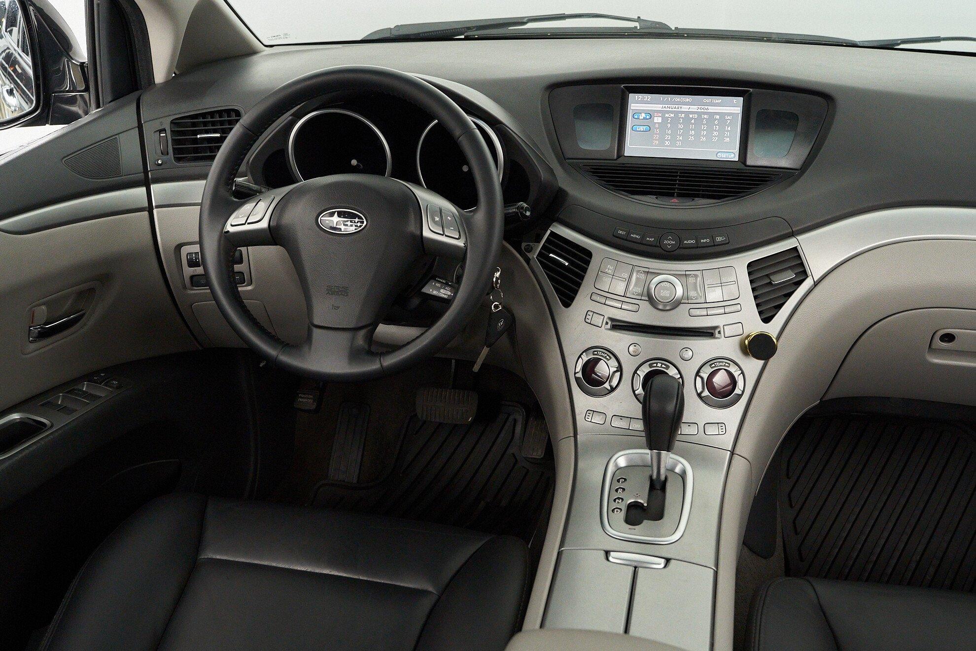 Subaru Tribeca 2008, серый