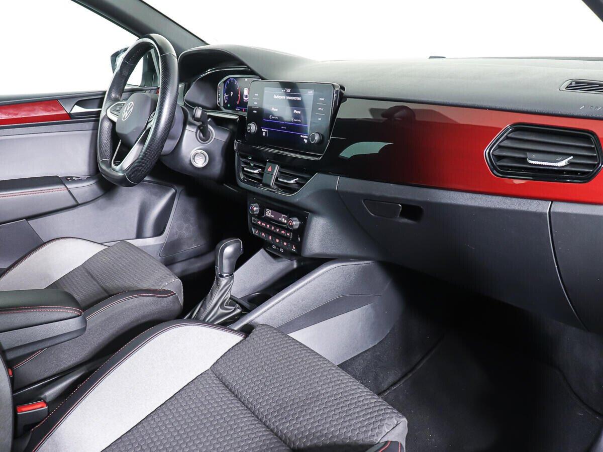 Volkswagen Polo 2022, белый