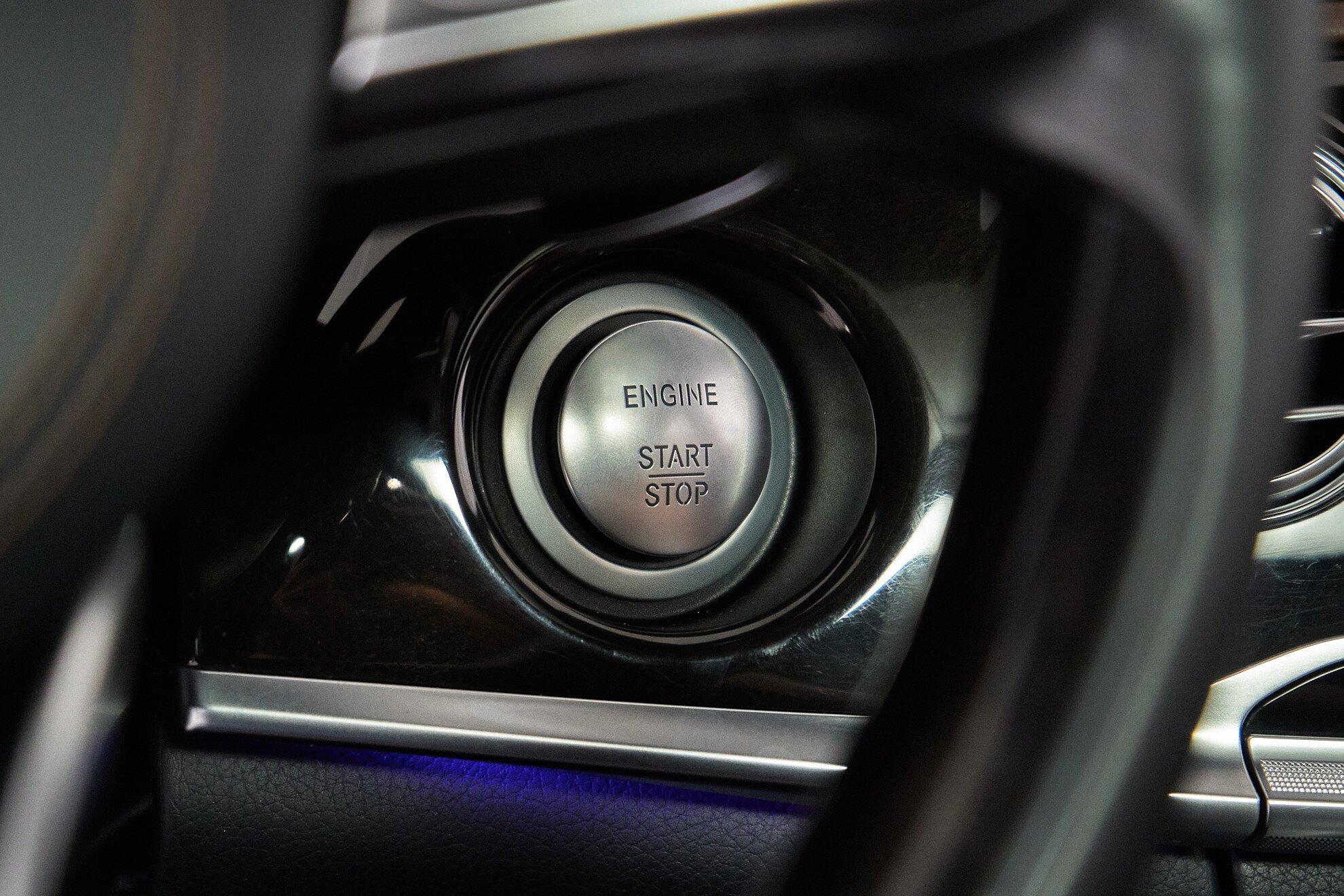 Mercedes-Benz S-Класс 2014, черный
