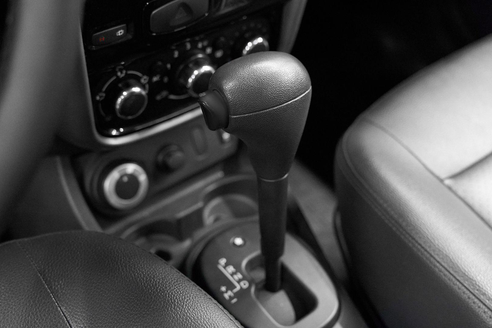 Renault Duster 2014, белый