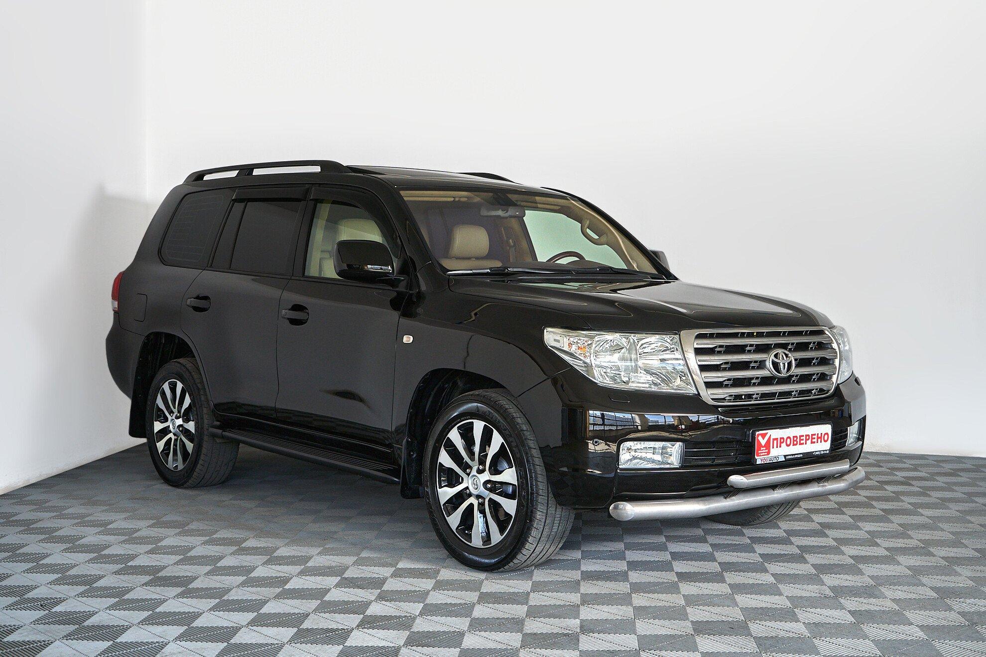 Toyota Land Cruiser 2010, черный