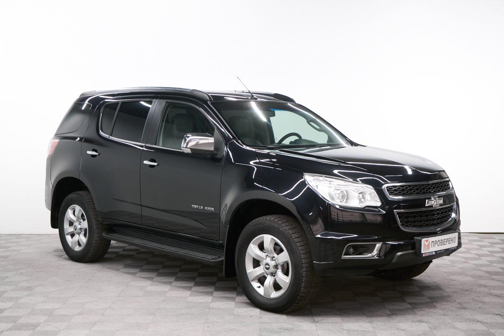 Chevrolet TrailBlazer 2014, черный
