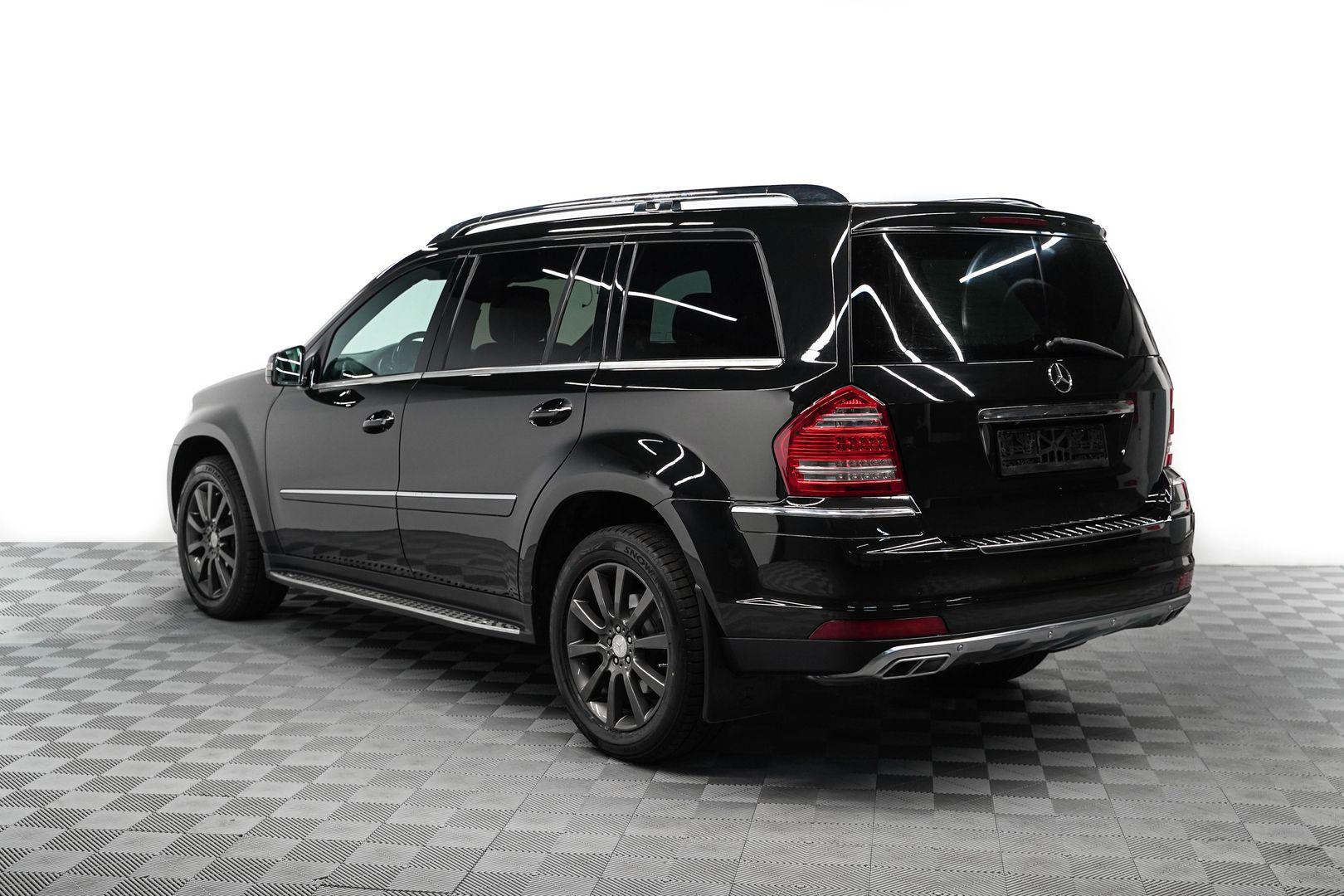 Mercedes-Benz GL-Класс 2012, черный