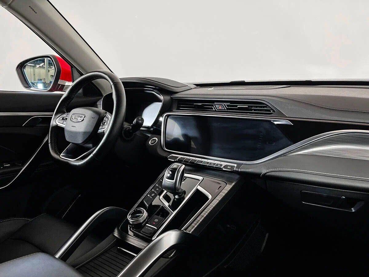 Geely Atlas Pro 2022, красный