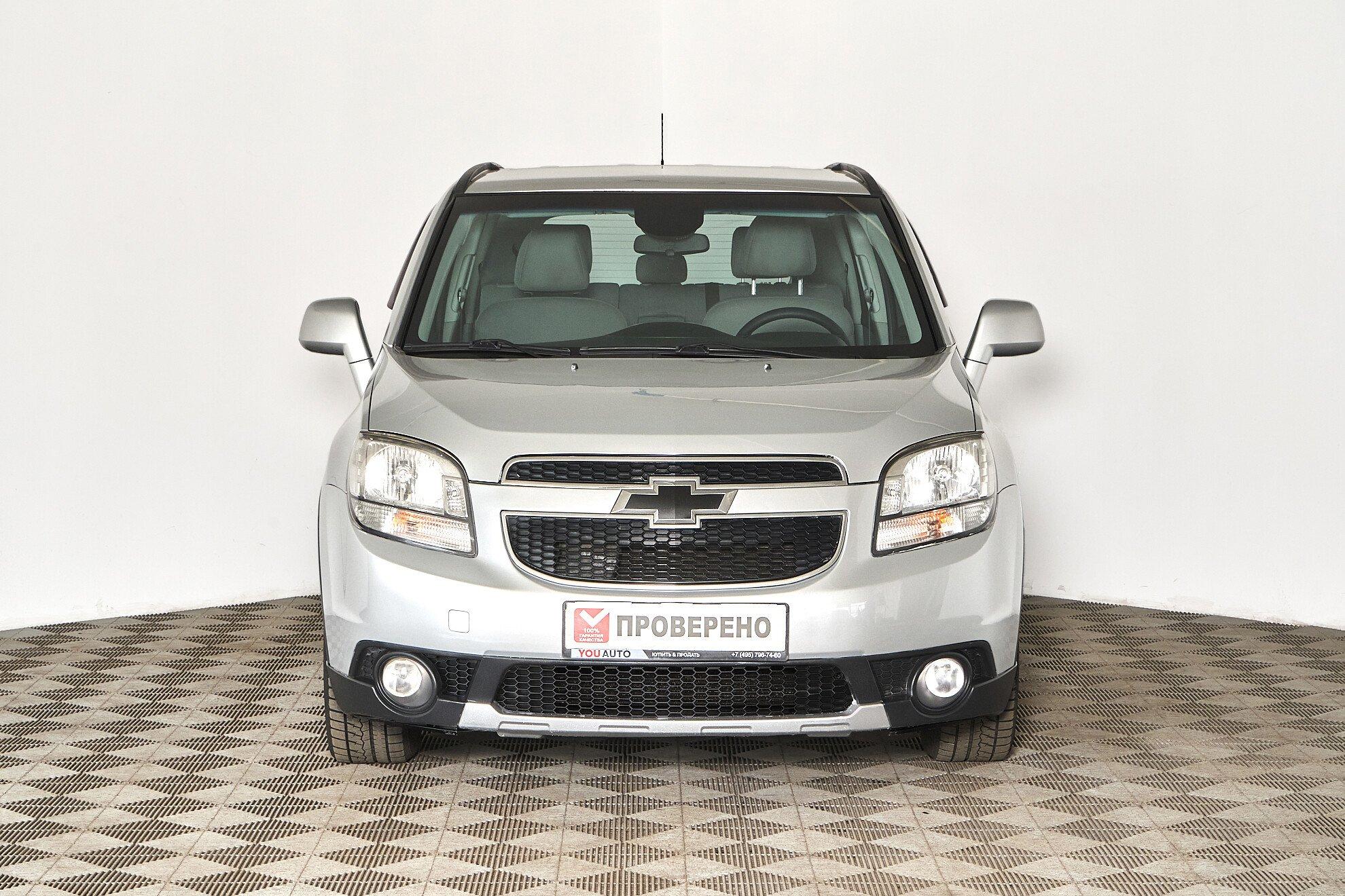 Chevrolet Orlando 2012, серебряный