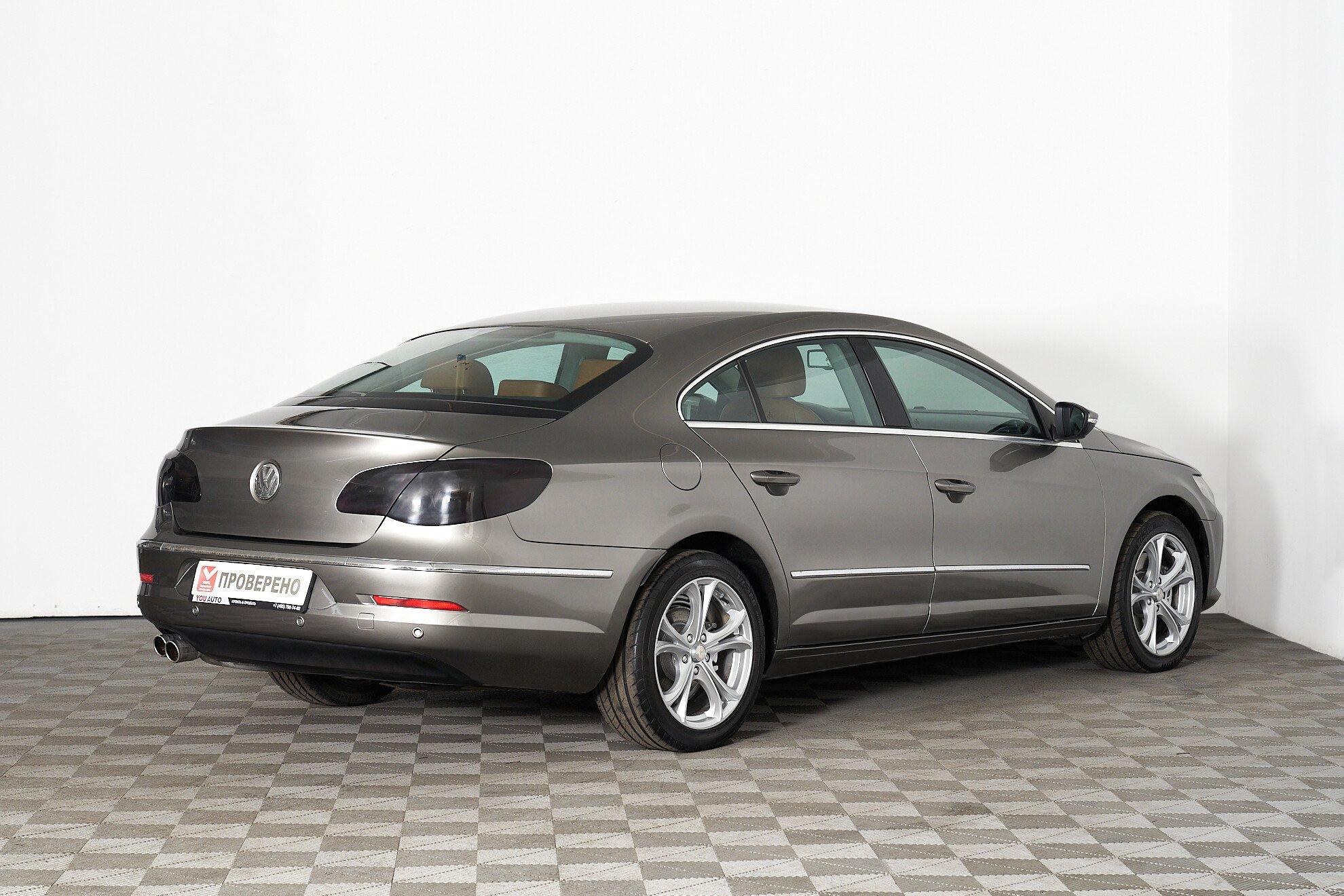 Volkswagen Passat CC 2010, бежевый
