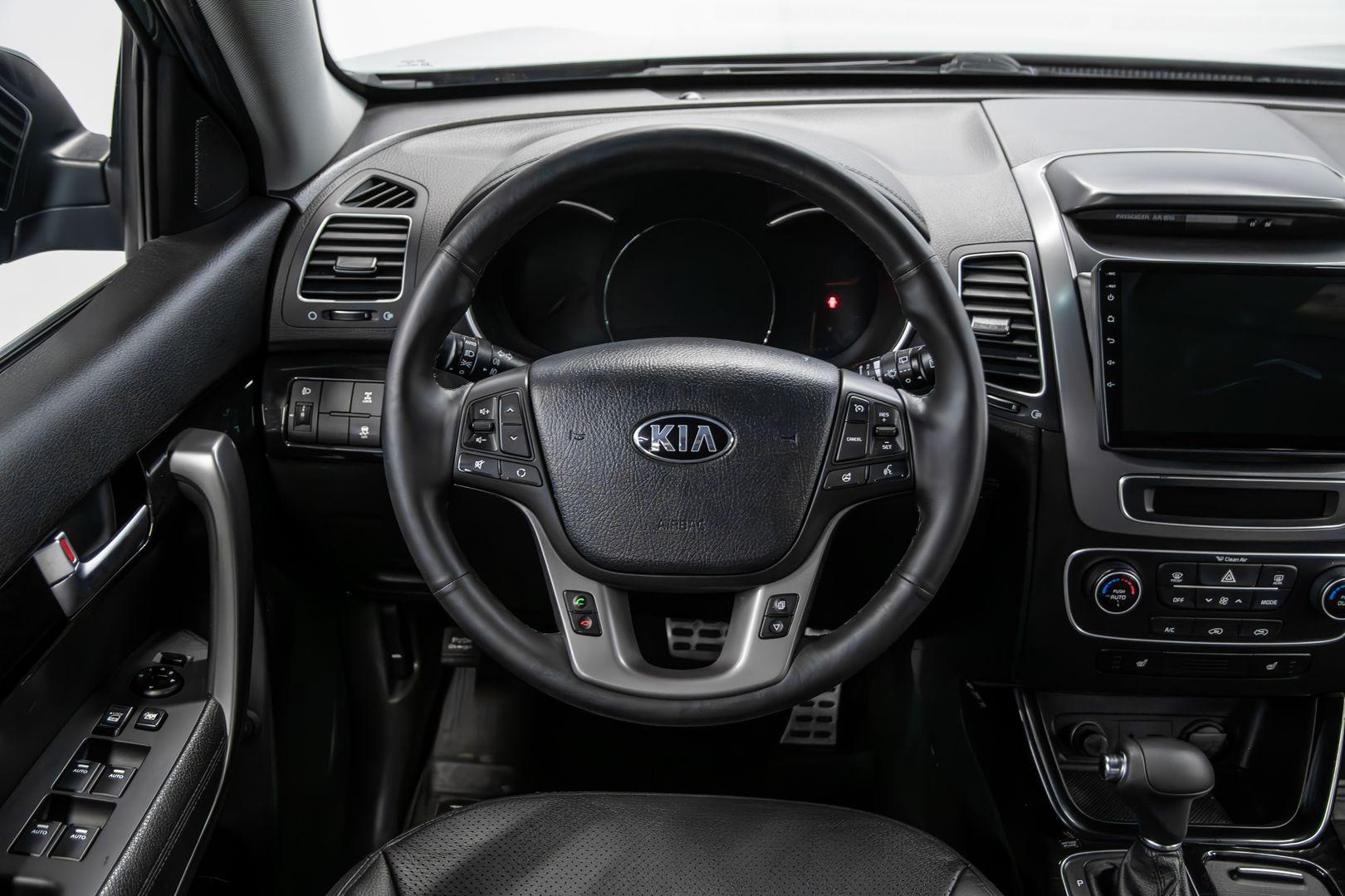 Kia Sorento 2014, зеленый