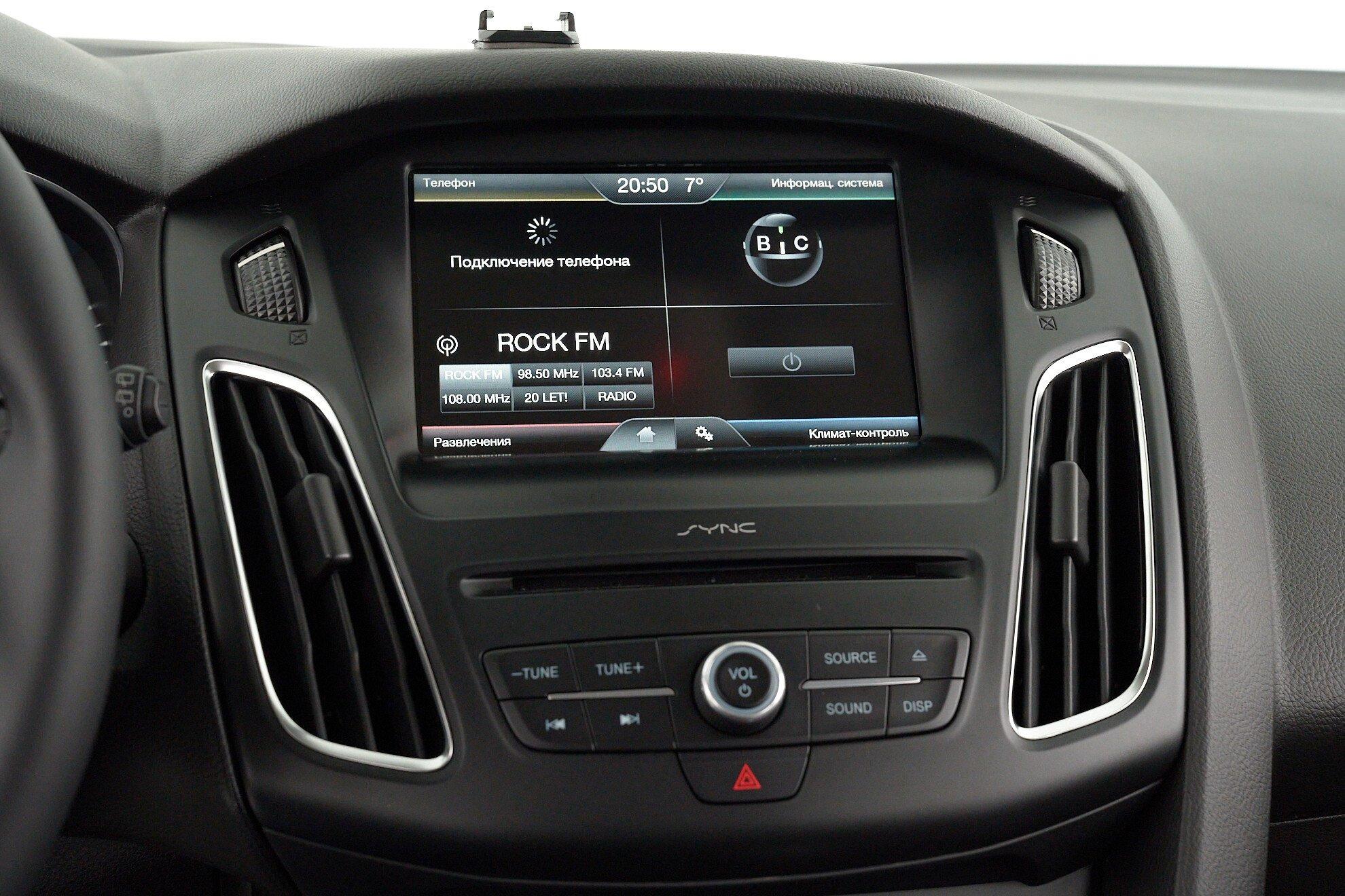 Ford Focus 2015, черный