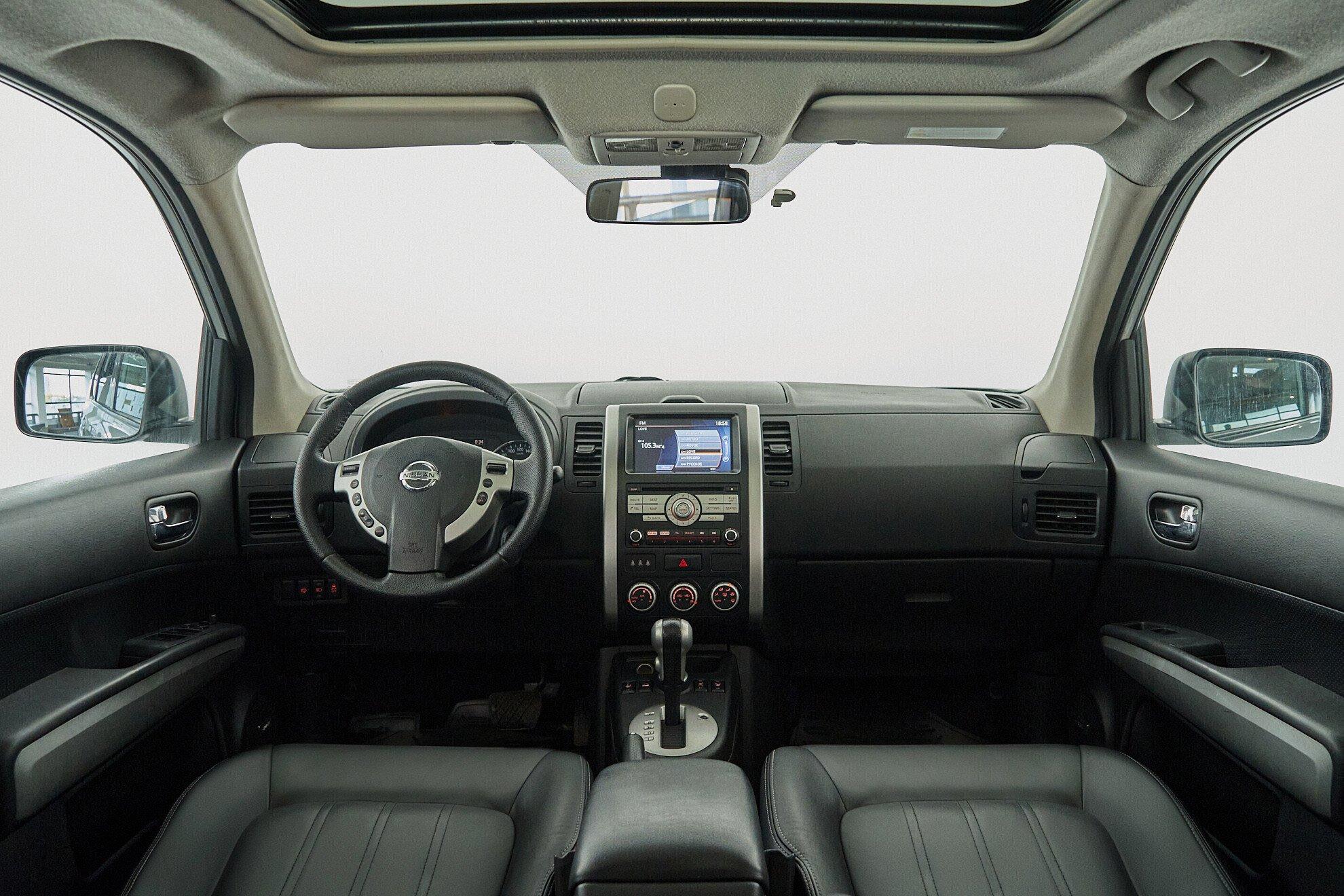 Nissan X-Trail 2013, серебряный