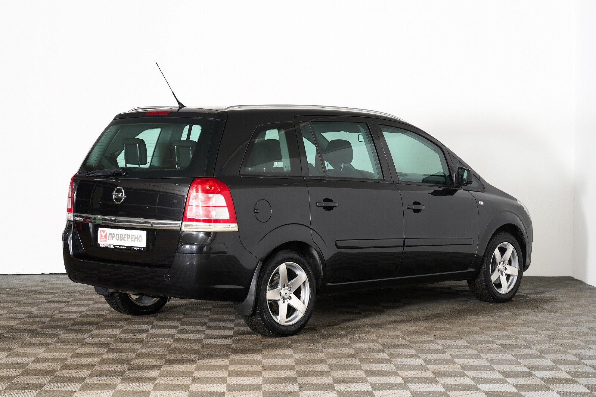 Opel Zafira 2014, черный