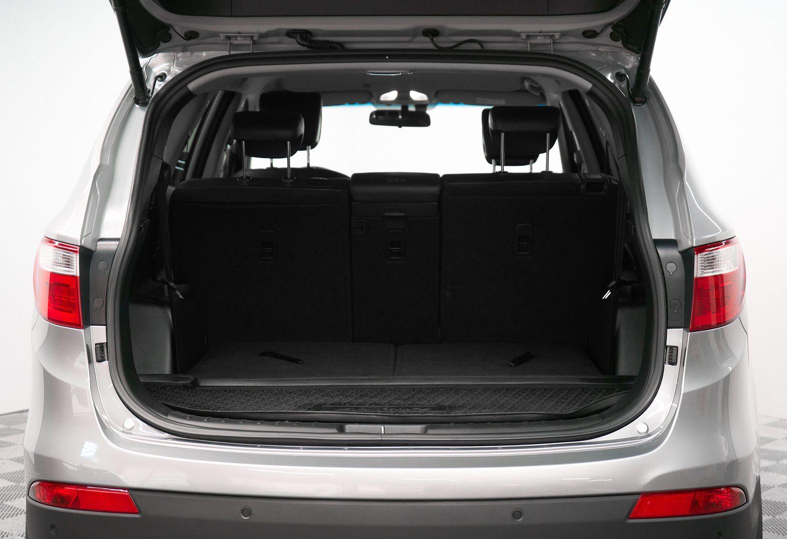 Hyundai Santa Fe 2015, серый
