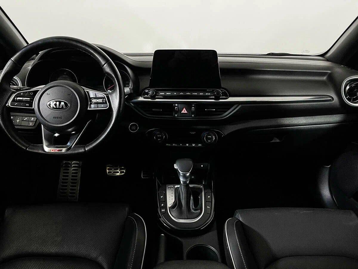 Kia Cerato 2020, серый