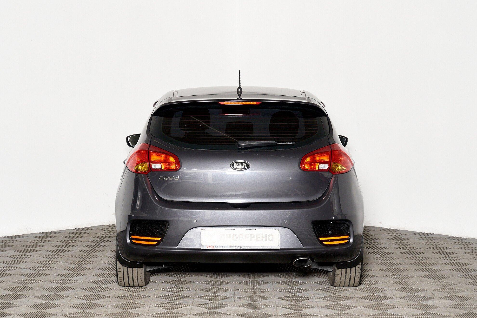 Kia Ceed 2017, серый