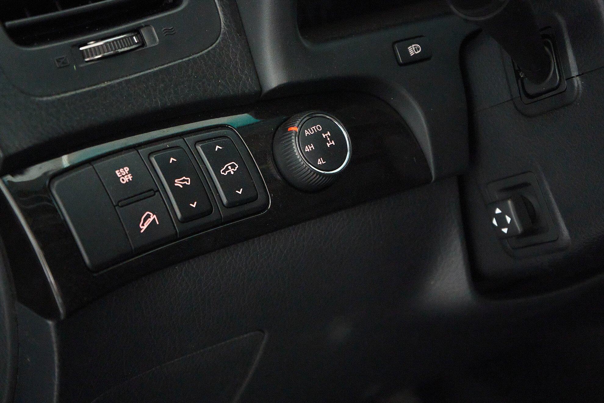 Kia Mohave 2010, бежевый