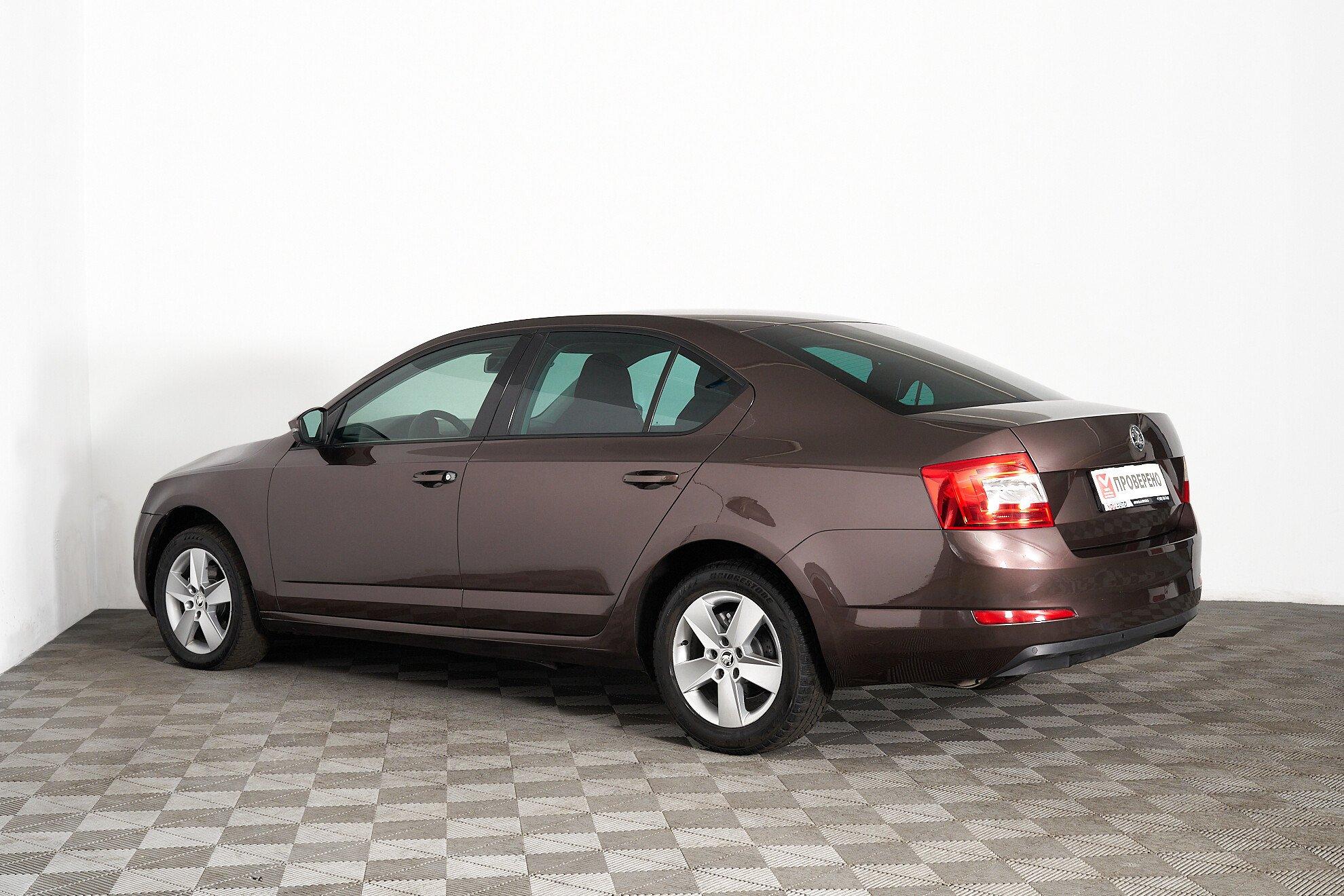 Skoda Octavia 2016, коричневый